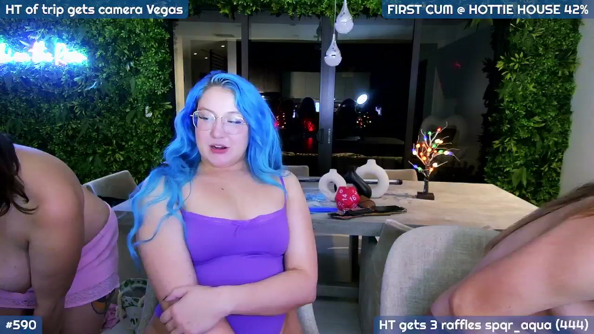 Gallery image thumbnail from MollySnacks's myfreecams stream on, 12/03/2025, 06:16 image 19 of 20