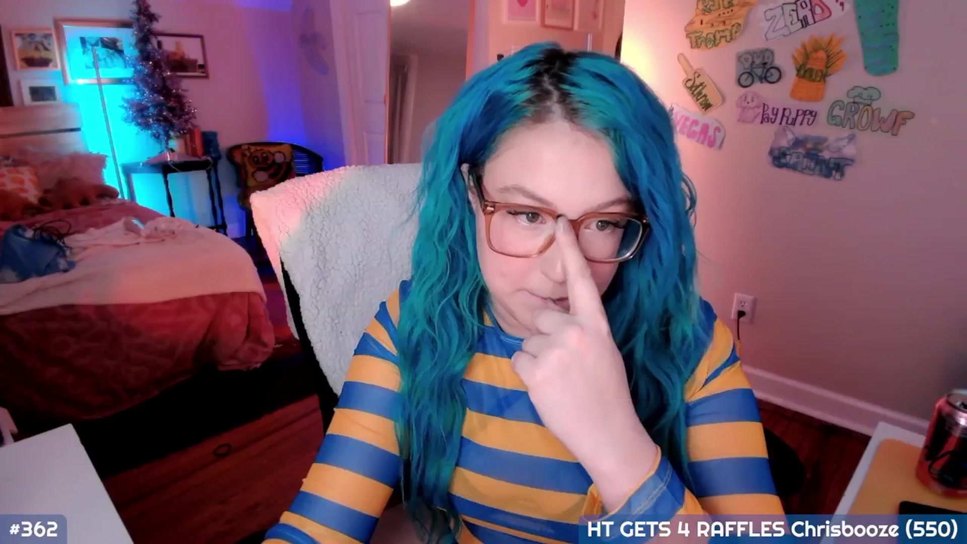 Gallery image thumbnail from MollySnacks's myfreecams stream on, 12/11/2025, 04:46 image 6 of 20