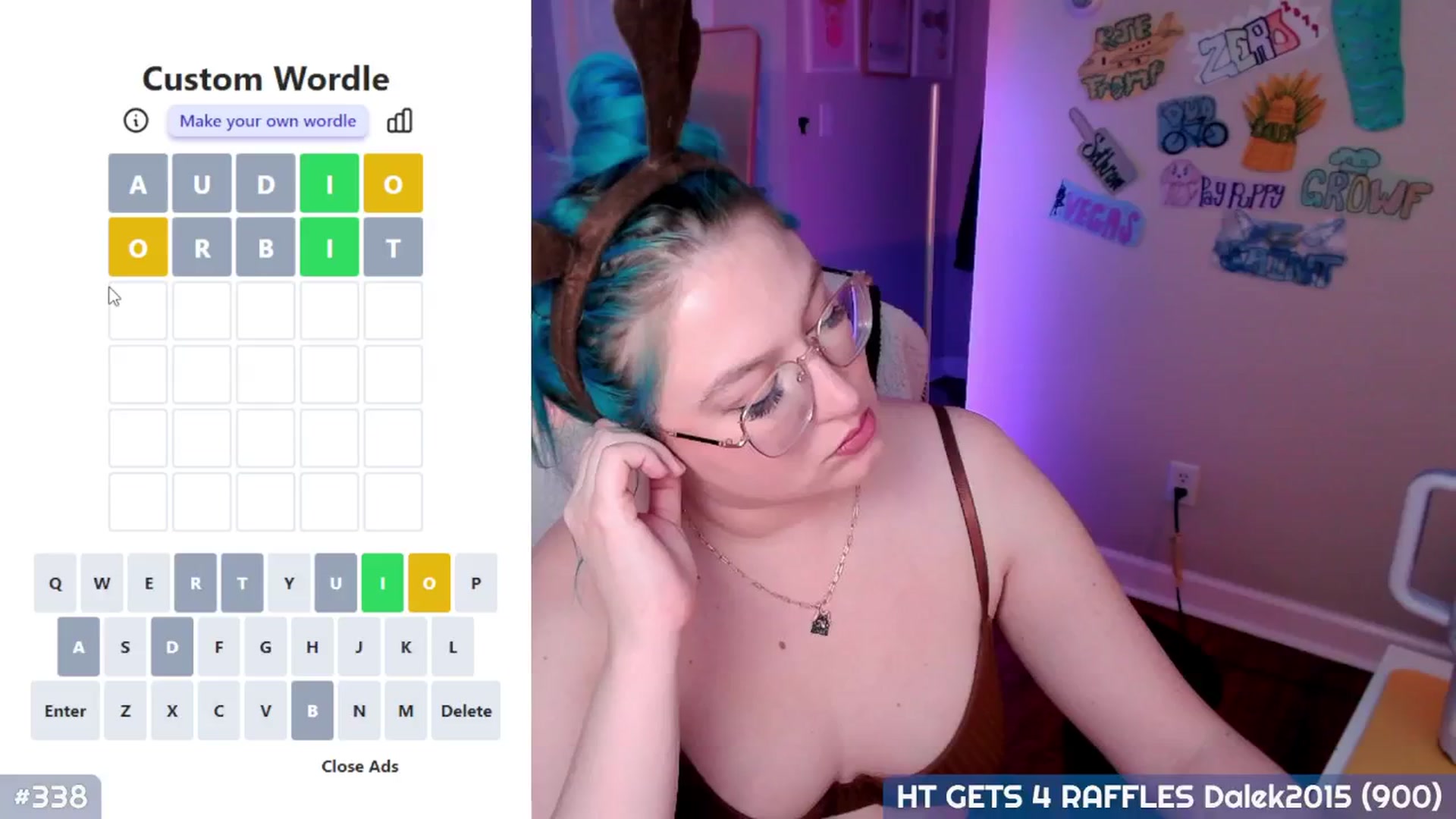 Gallery image thumbnail from MollySnacks's myfreecams stream on, 12/13/2025, 05:04 image 12 of 20
