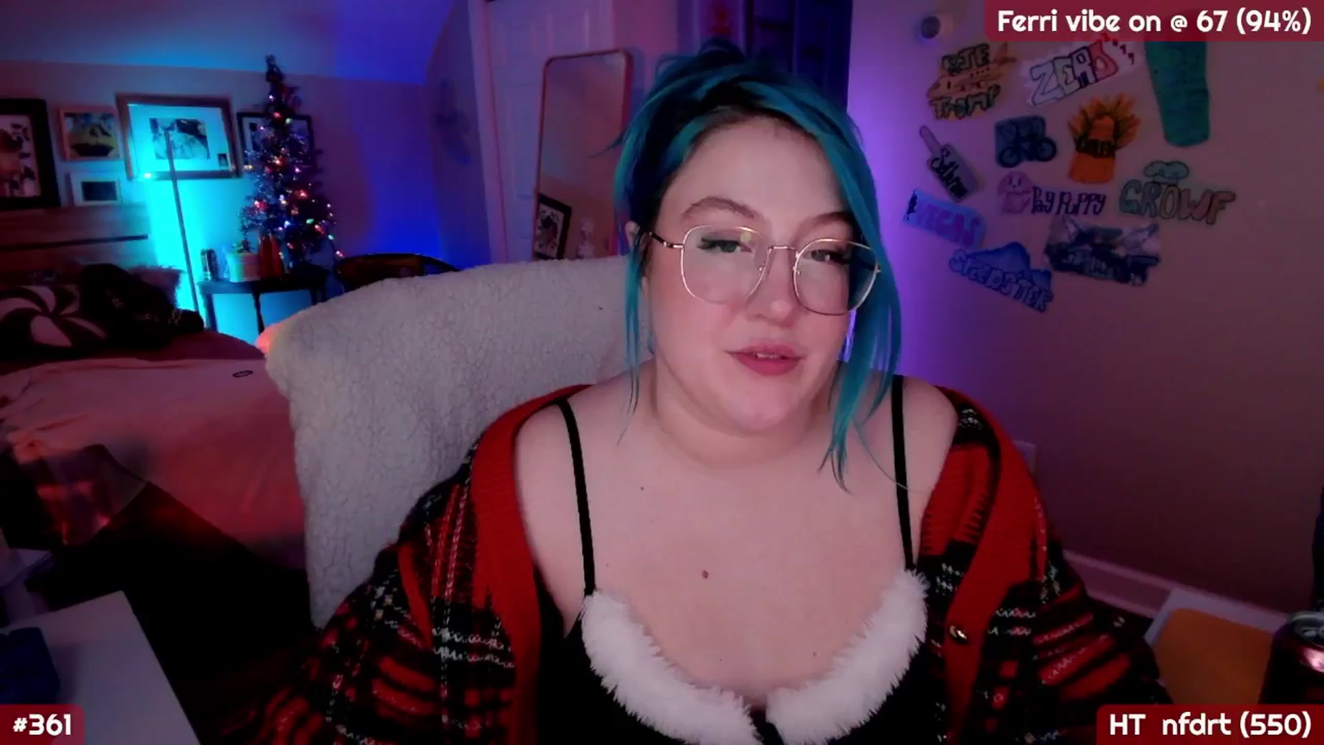 Gallery image thumbnail from MollySnacks's myfreecams stream on, 12/15/2025, 06:13 image 1 of 20