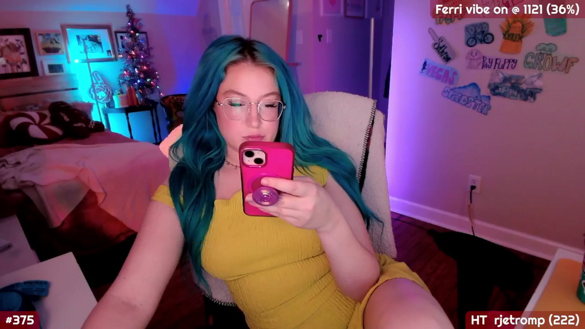 Gallery image thumbnail from MollySnacks's myfreecams stream on, 12/16/2025, 06:09 image 4 of 20