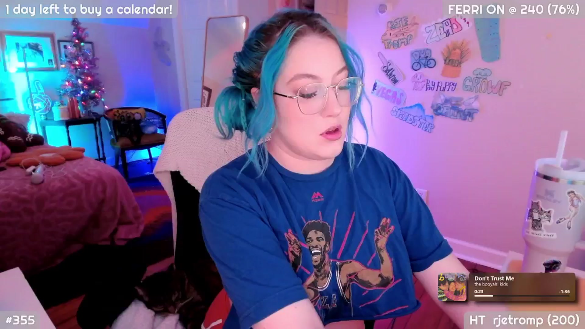 Gallery image thumbnail from MollySnacks's myfreecams stream on, 12/20/2025, 22:35 image 8 of 20