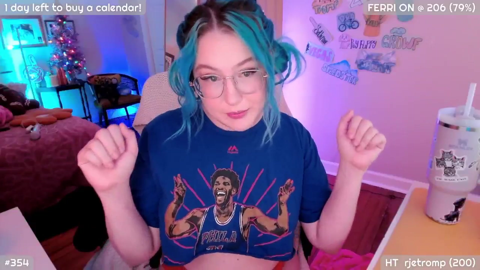 Gallery image thumbnail from MollySnacks's myfreecams stream on, 12/20/2025, 22:35 image 17 of 20