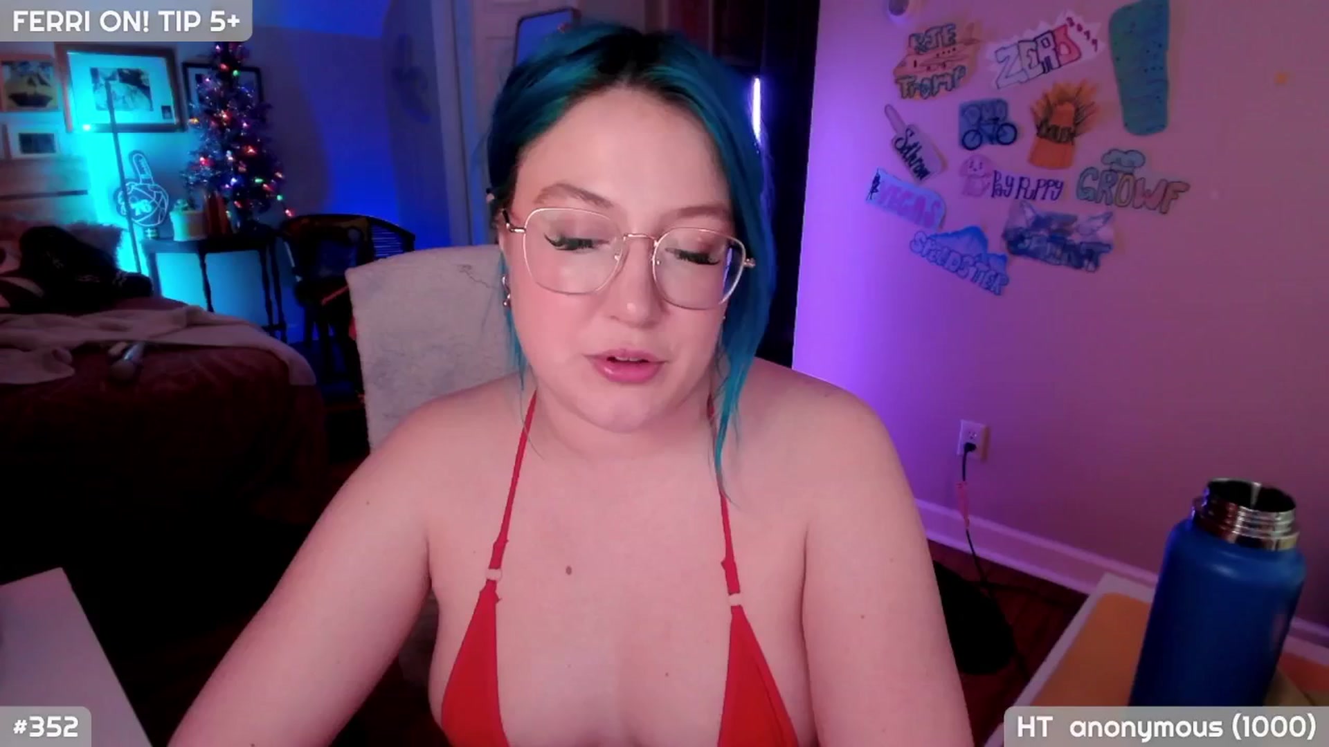 Gallery image thumbnail from MollySnacks's myfreecams stream on, 12/23/2025, 06:21 image 15 of 20