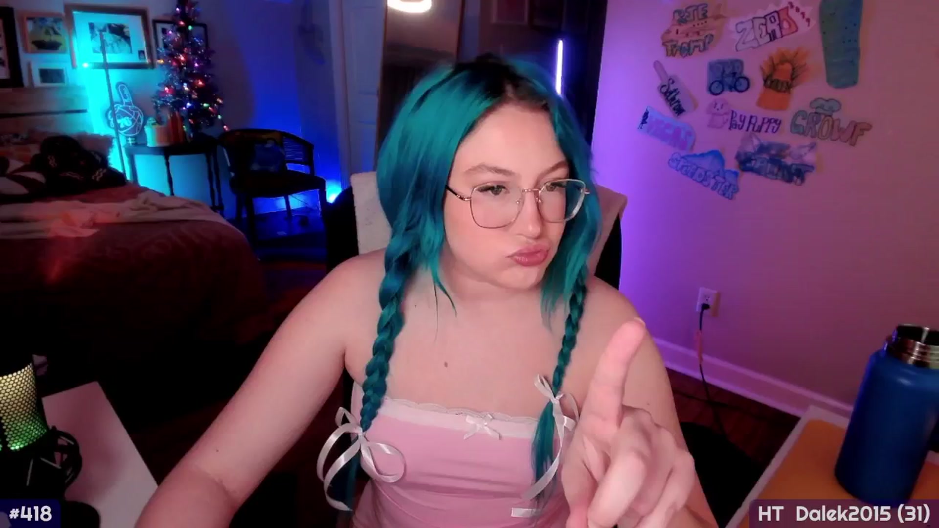 Gallery image thumbnail from MollySnacks's myfreecams stream on, 12/29/2025, 02:56 image 3 of 20