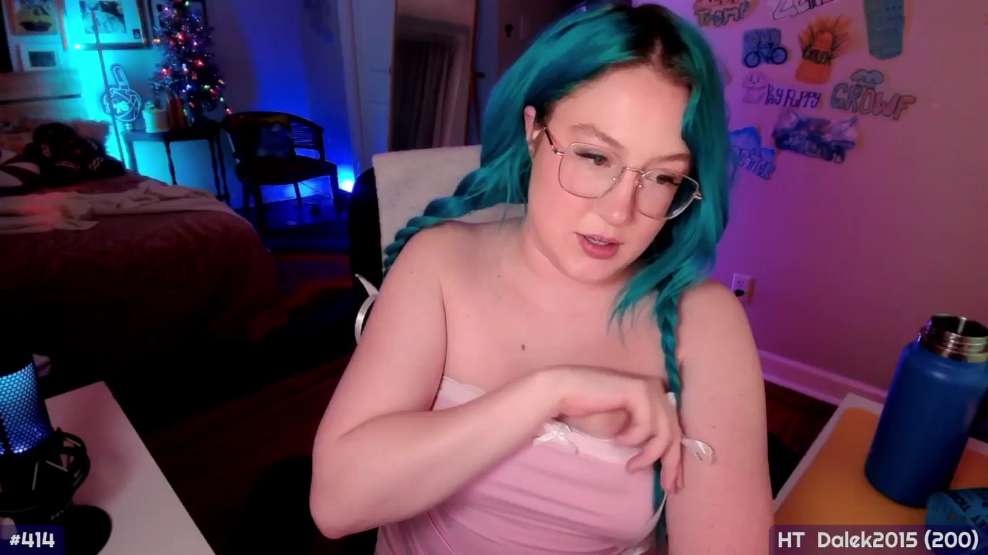 Gallery image thumbnail from MollySnacks's myfreecams stream on, 12/29/2025, 02:56 image 5 of 20