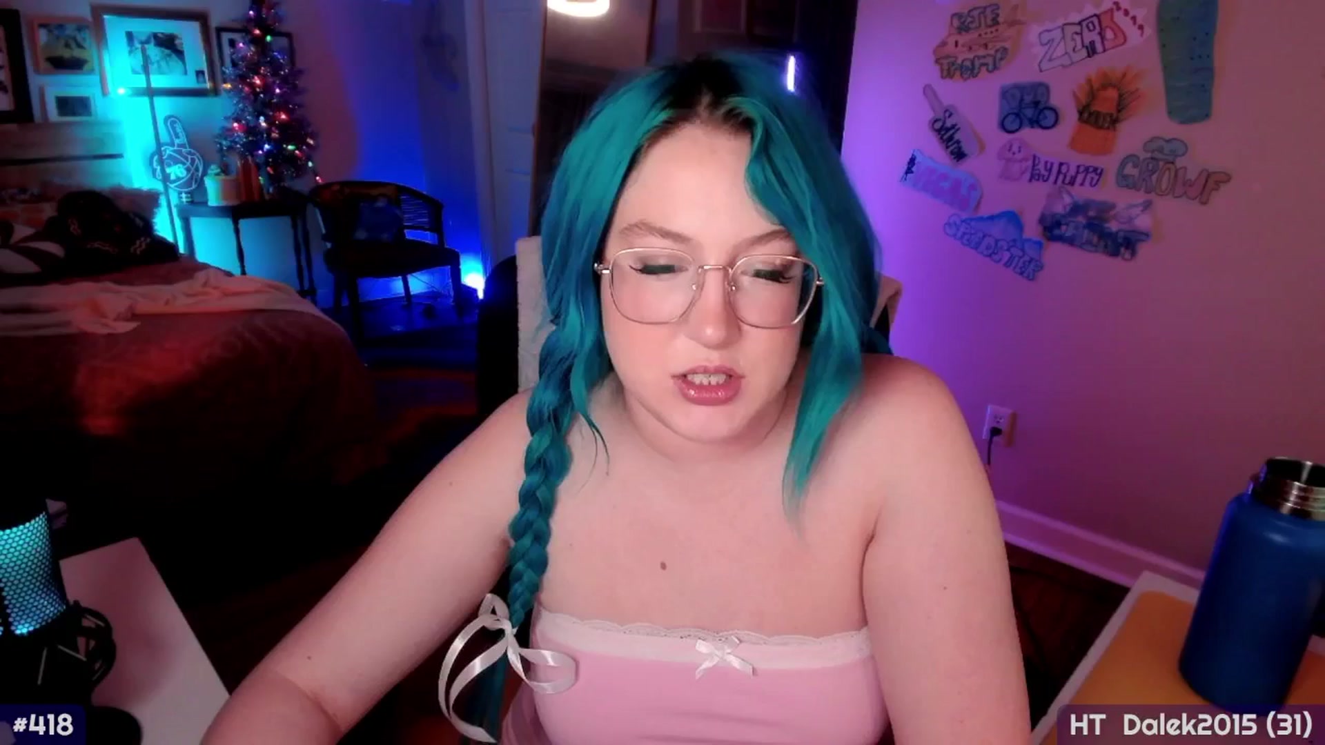 Gallery image thumbnail from MollySnacks's myfreecams stream on, 12/29/2025, 02:56 image 2 of 20