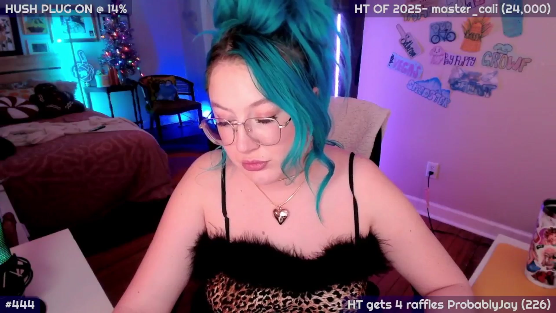 Gallery image thumbnail from MollySnacks's myfreecams stream on, 01/01/2026, 03:36 image 17 of 20