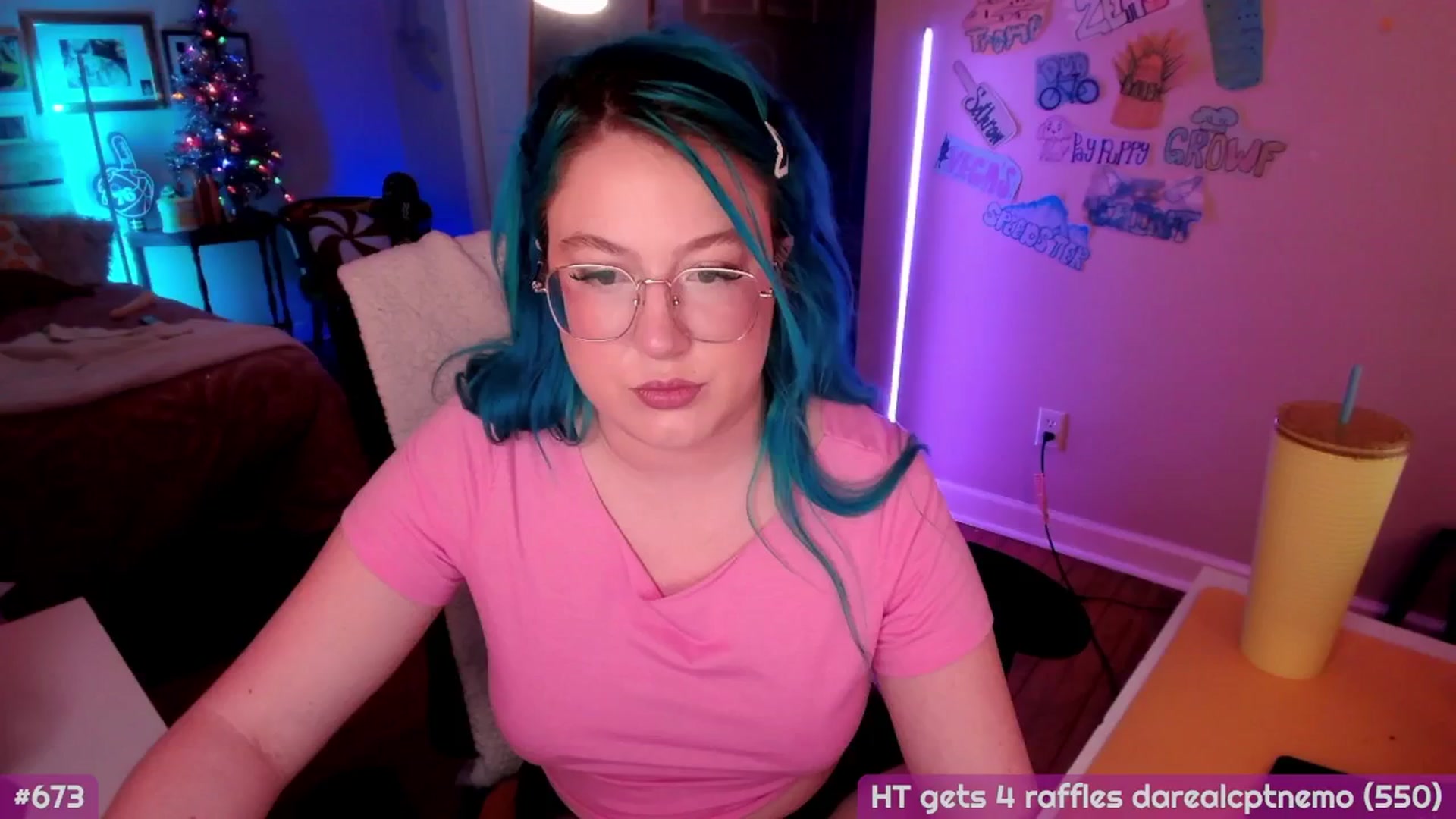 Gallery image thumbnail from MollySnacks's myfreecams stream on, 01/03/2026, 22:31 image 12 of 20