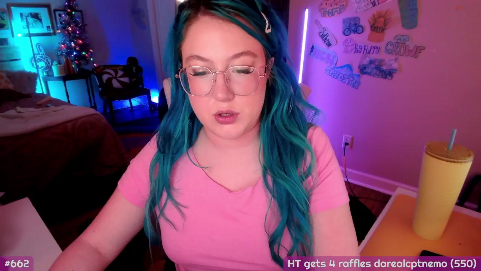 Gallery image thumbnail from MollySnacks's myfreecams stream on, 01/03/2026, 22:31 image 17 of 20