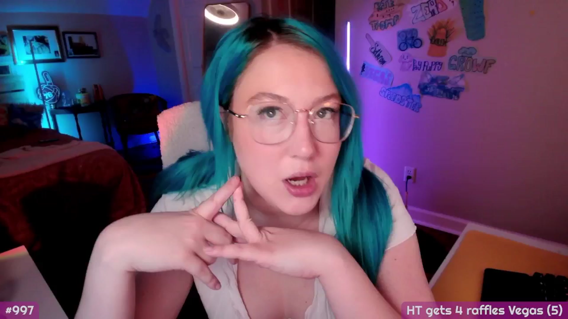 Gallery image thumbnail from MollySnacks's myfreecams stream on, 01/09/2026, 01:50 image 2 of 20