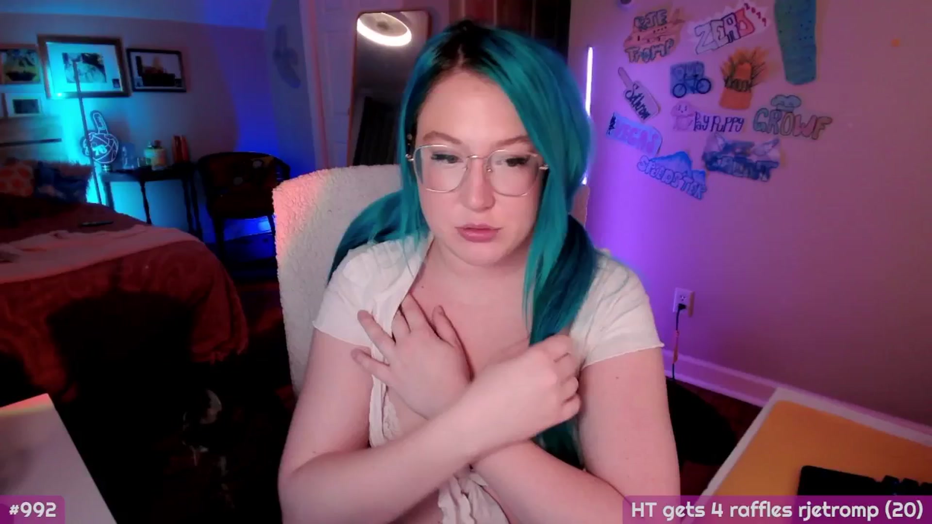 Gallery image thumbnail from MollySnacks's myfreecams stream on, 01/09/2026, 01:50 image 8 of 20