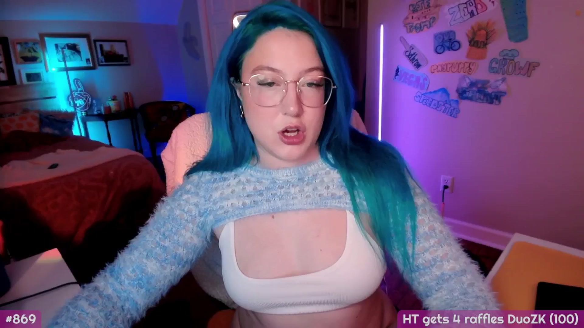 Gallery image thumbnail from MollySnacks's myfreecams stream on, 01/10/2026, 04:08 image 5 of 20