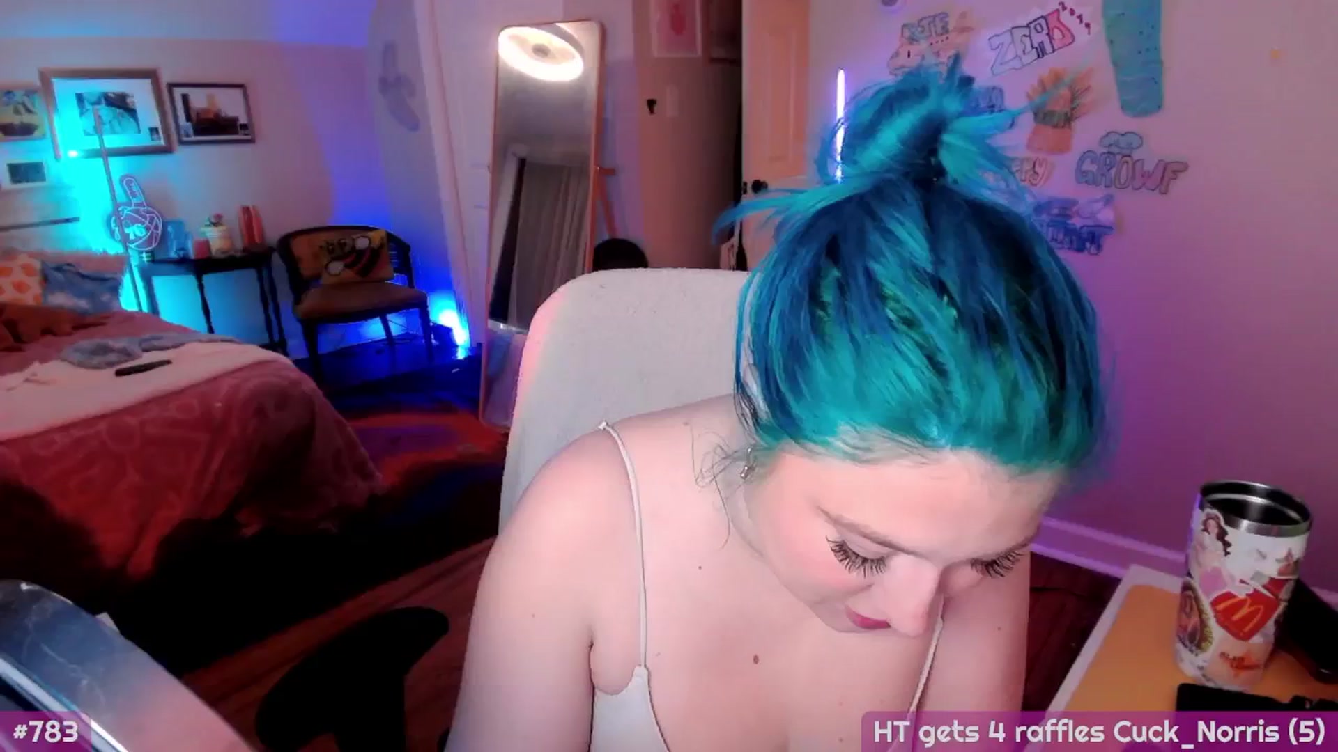 Gallery image thumbnail from MollySnacks's myfreecams stream on, 01/10/2026, 21:41 image 3 of 20