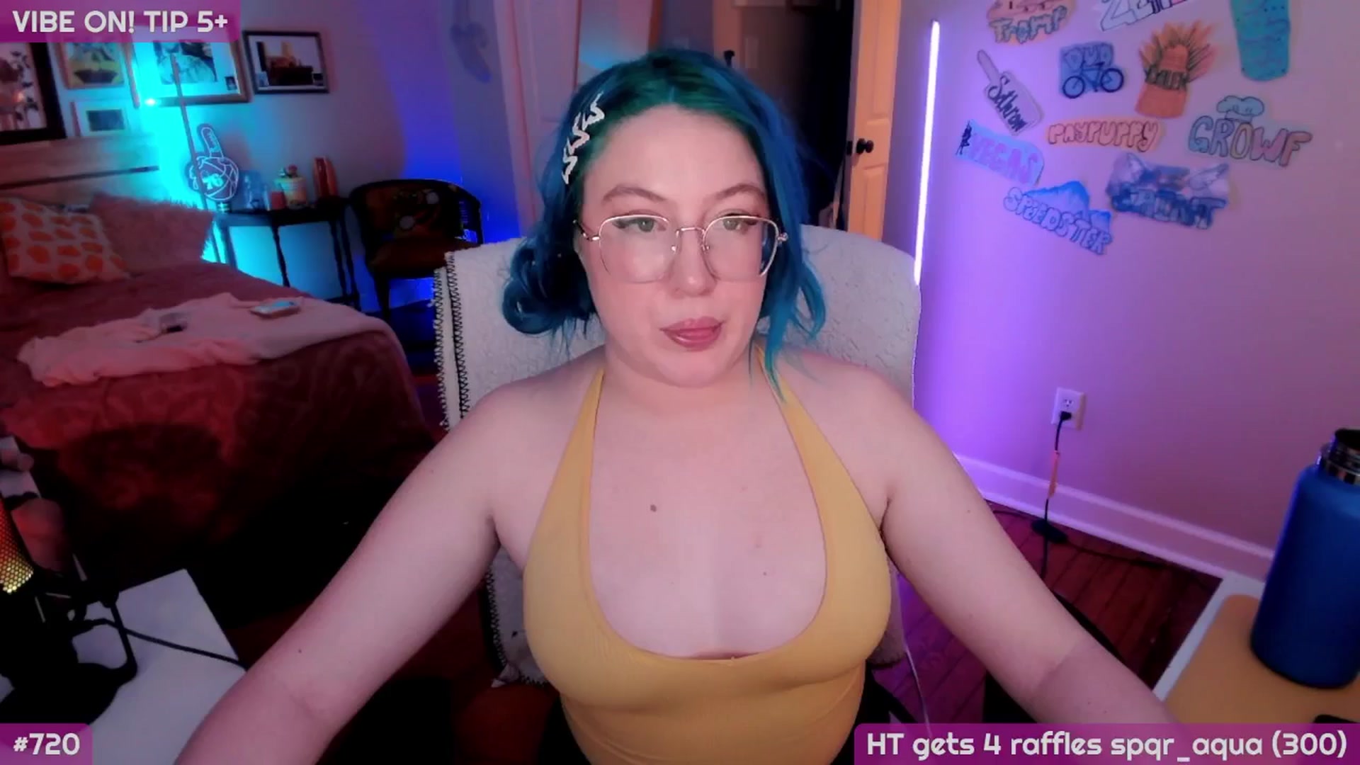 Gallery image thumbnail from MollySnacks's myfreecams stream on, 01/13/2026, 04:28 image 10 of 20