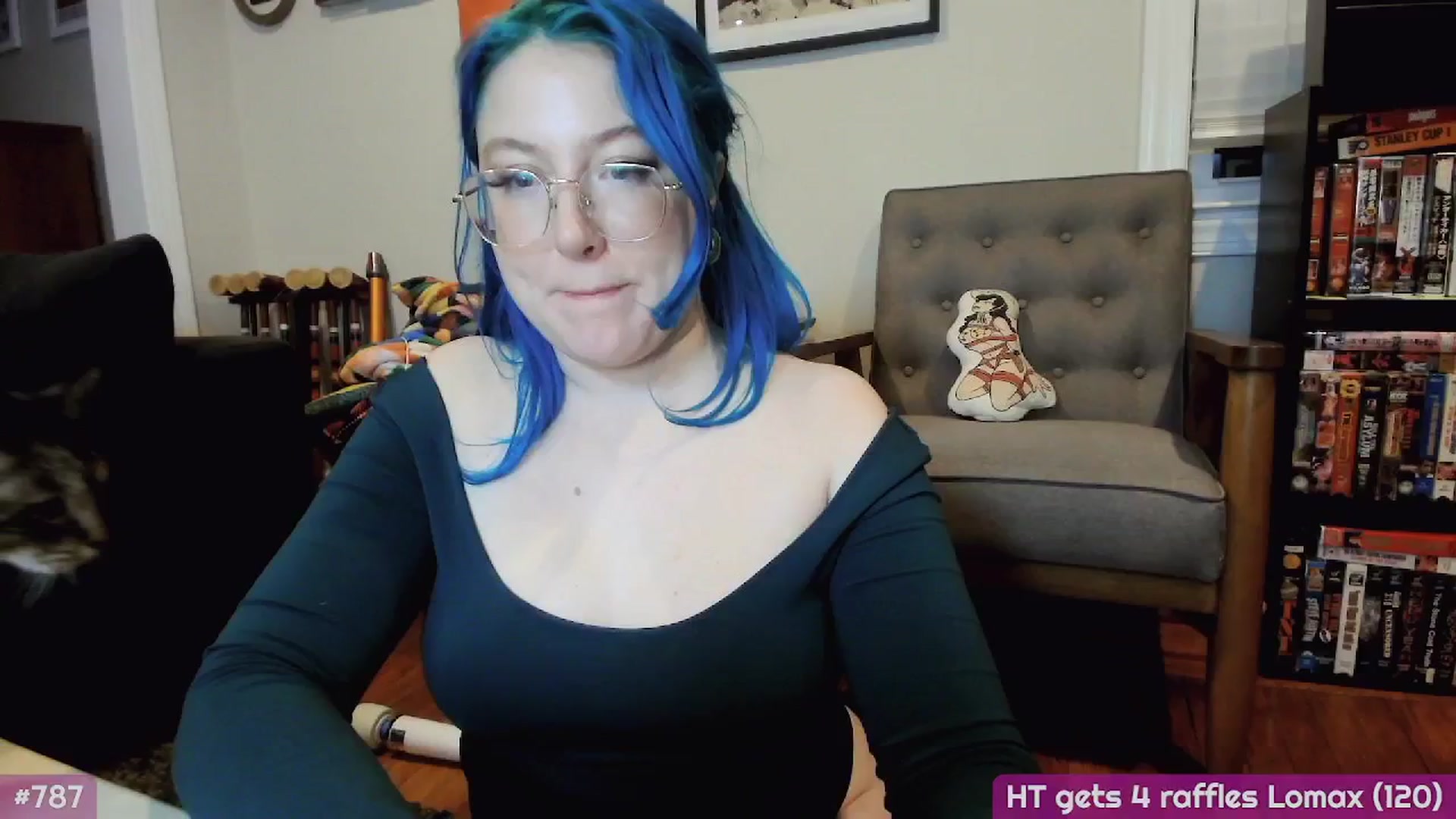 Gallery image thumbnail from MollySnacks's myfreecams stream on, 01/16/2026, 03:19 image 18 of 20