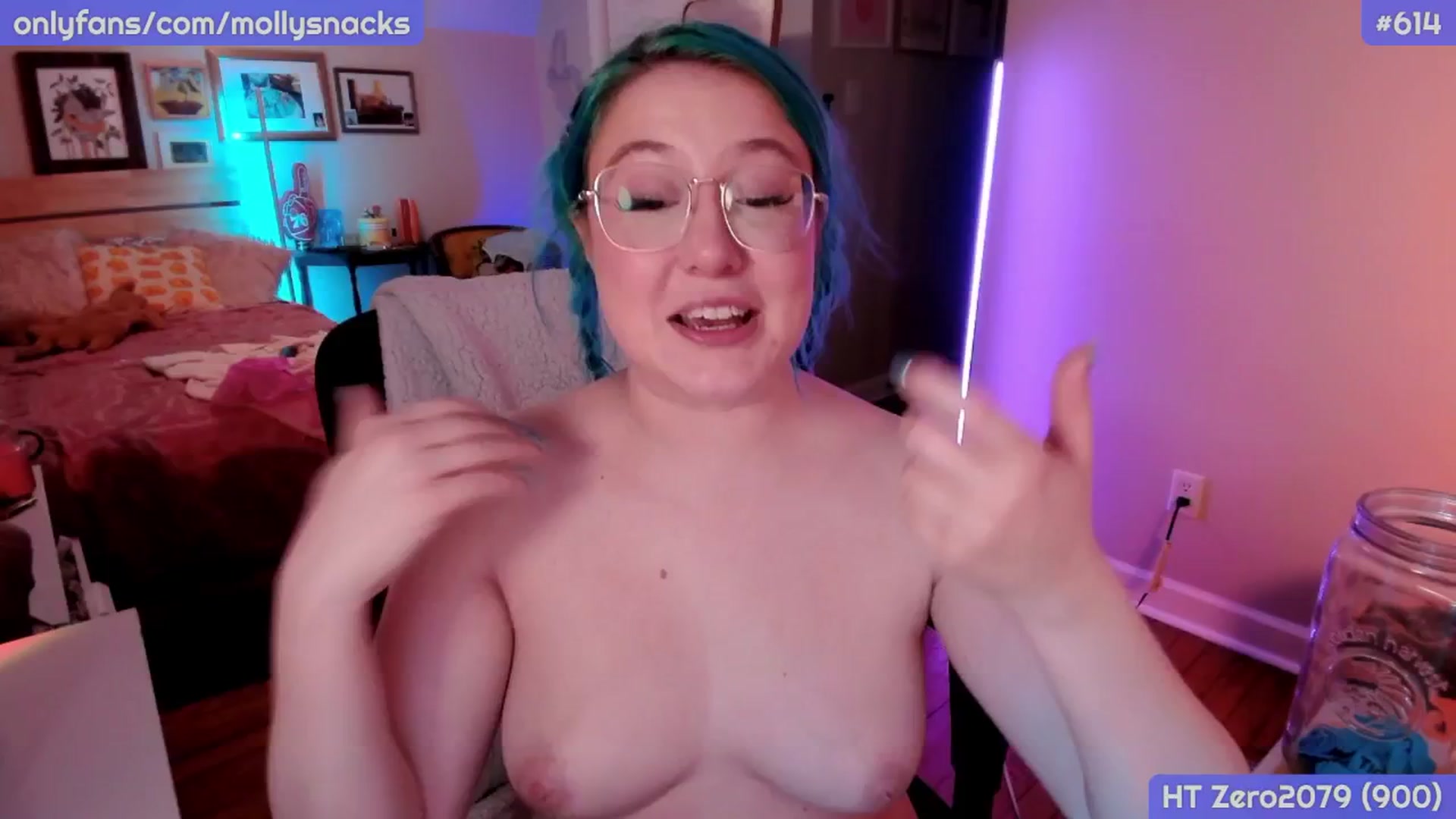 Gallery image thumbnail from MollySnacks's myfreecams stream on, 02/10/2026, 04:42 image 13 of 20