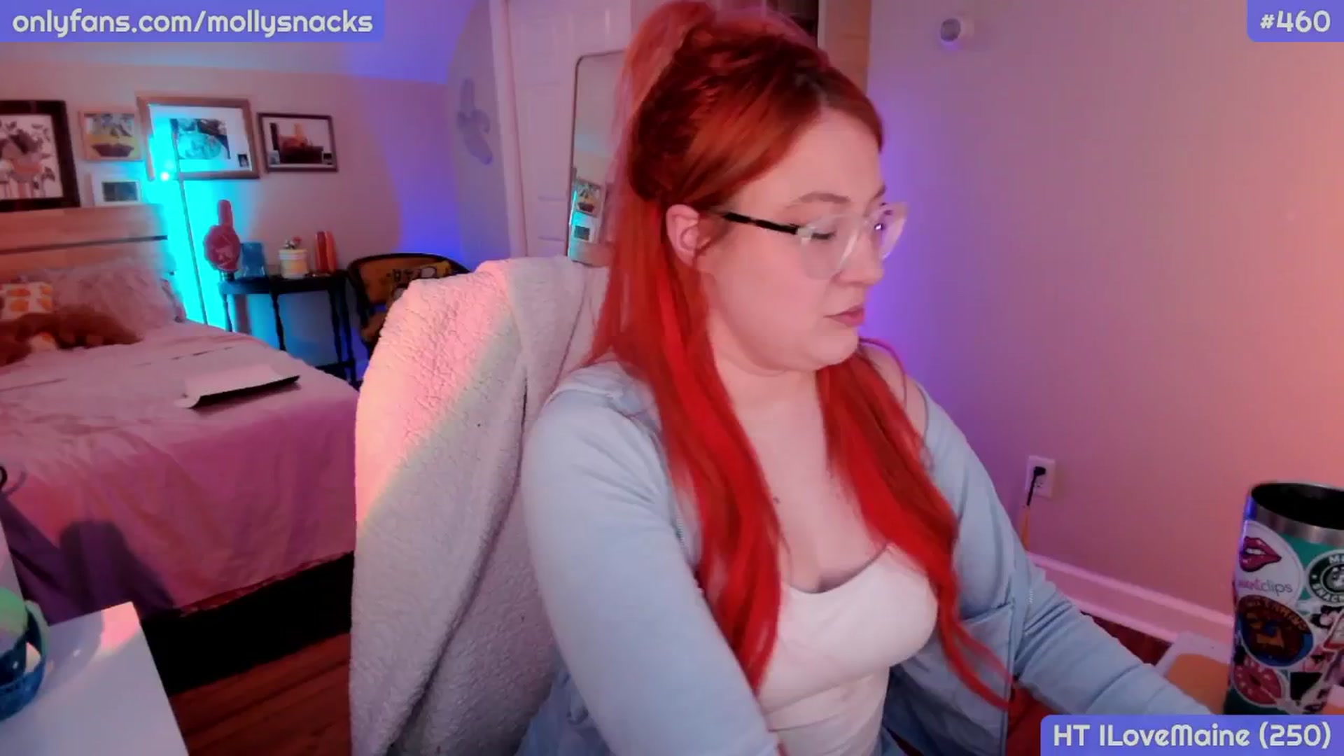 Gallery image thumbnail from MollySnacks's myfreecams stream on, 02/25/2026, 03:44 image 9 of 20