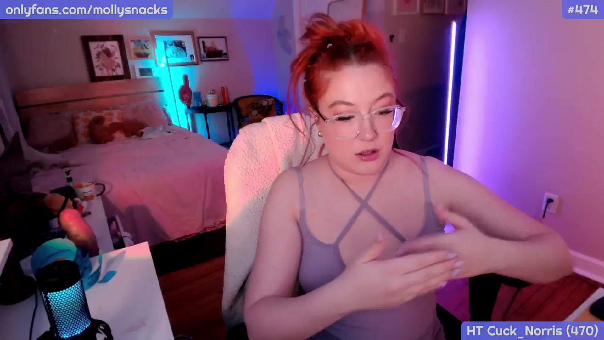 Gallery image thumbnail from MollySnacks's myfreecams stream on, 02/26/2026, 05:17 image 4 of 20