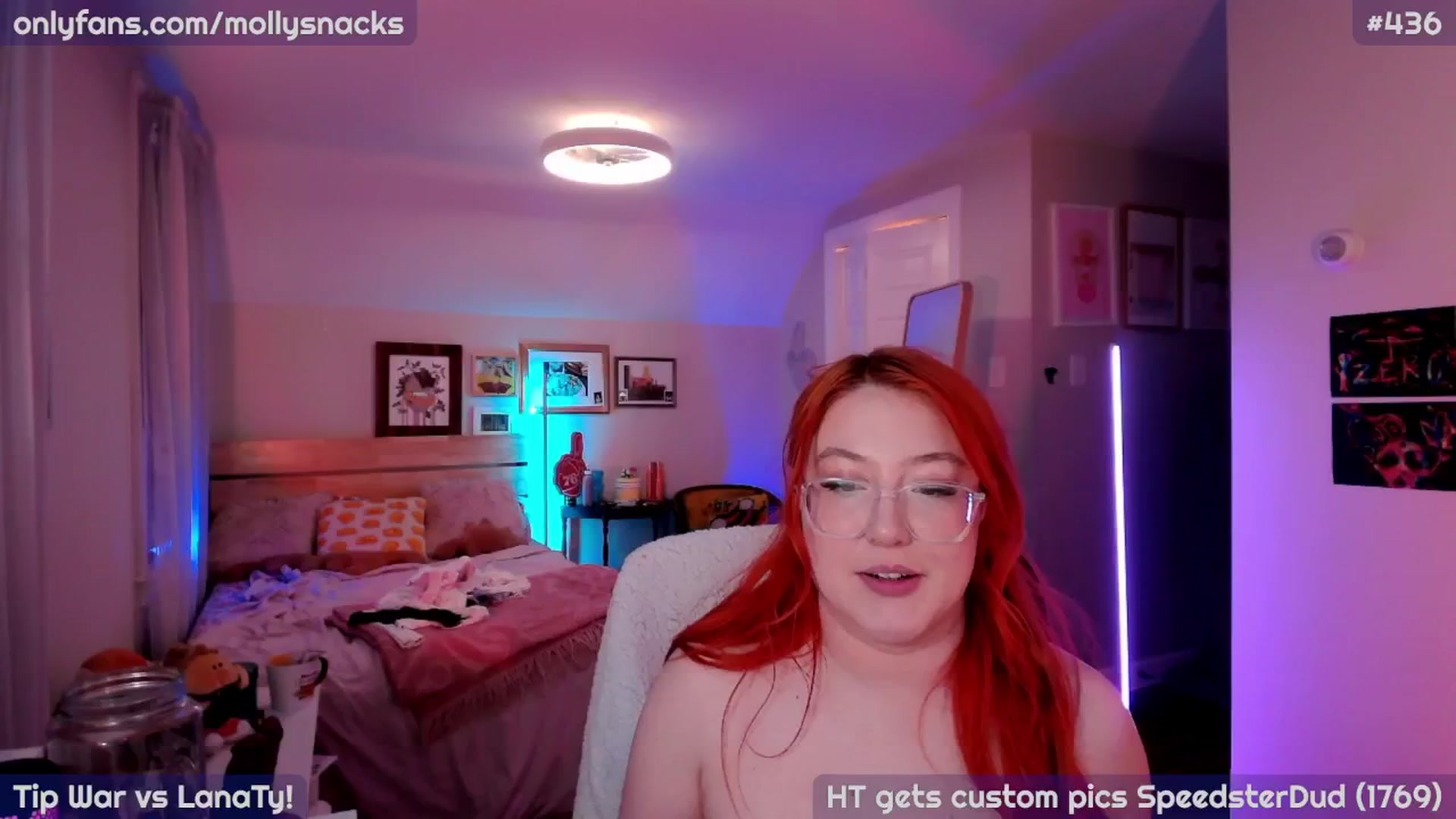 Gallery image thumbnail from MollySnacks's myfreecams stream on, 03/08/2026, 24:59 image 16 of 20