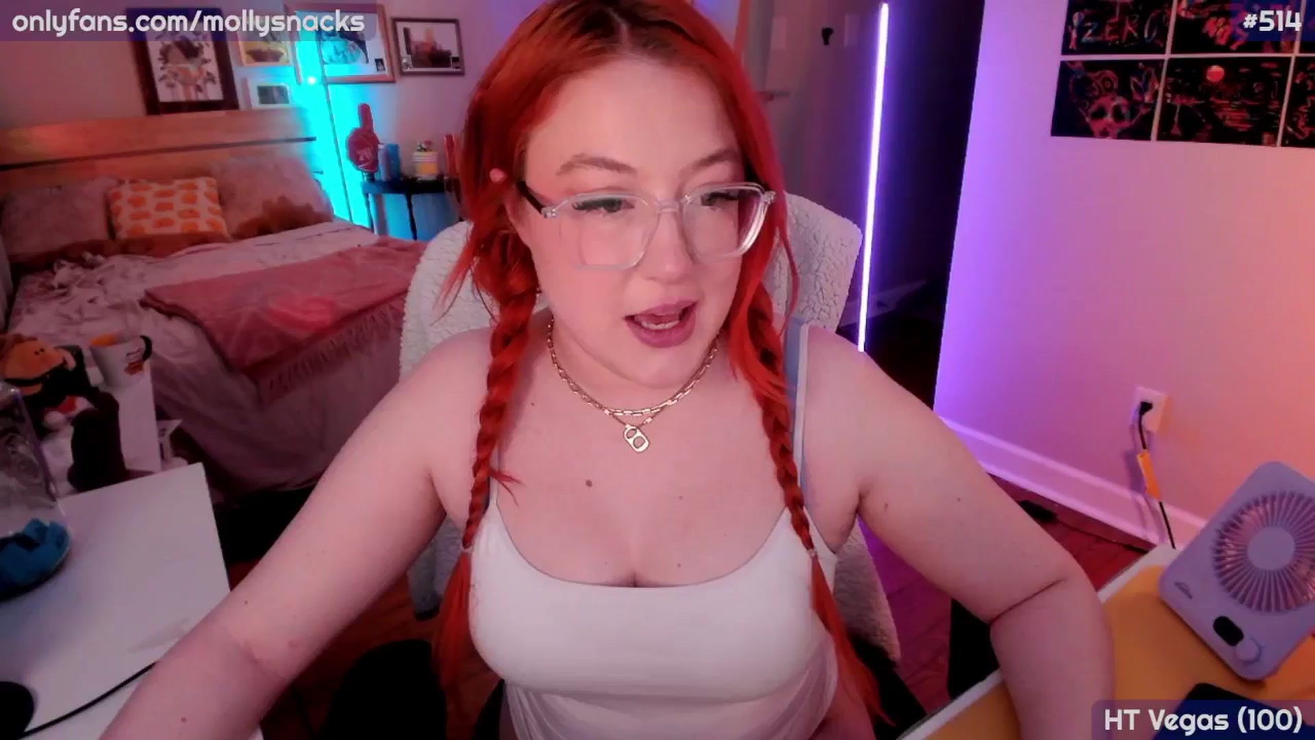 Gallery image thumbnail from MollySnacks's myfreecams stream on, 03/09/2026, 02:59 image 7 of 20