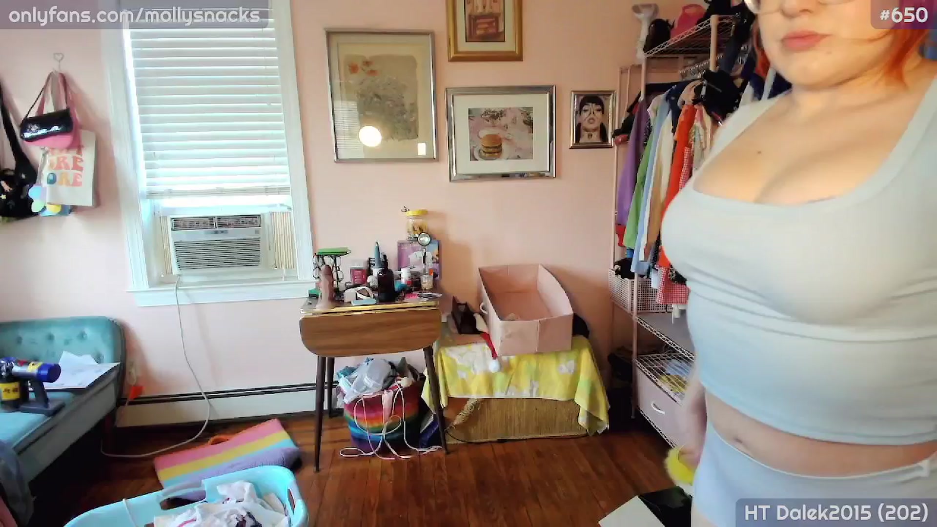Gallery image thumbnail from MollySnacks's myfreecams stream on, 03/11/2026, 22:37 image 10 of 20
