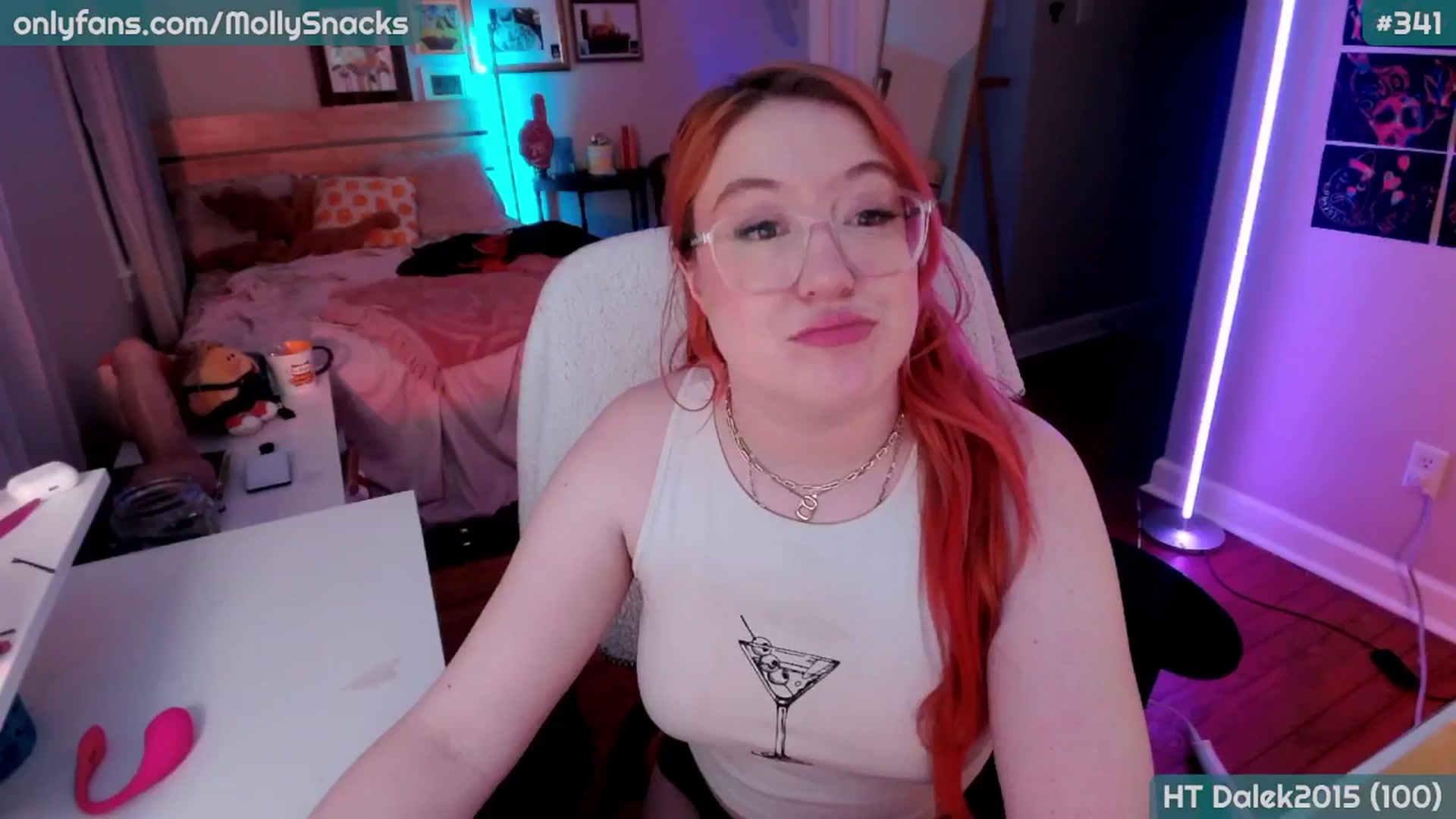 Gallery image thumbnail from MollySnacks's myfreecams stream on, 03/30/2026, 02:33 image 14 of 20