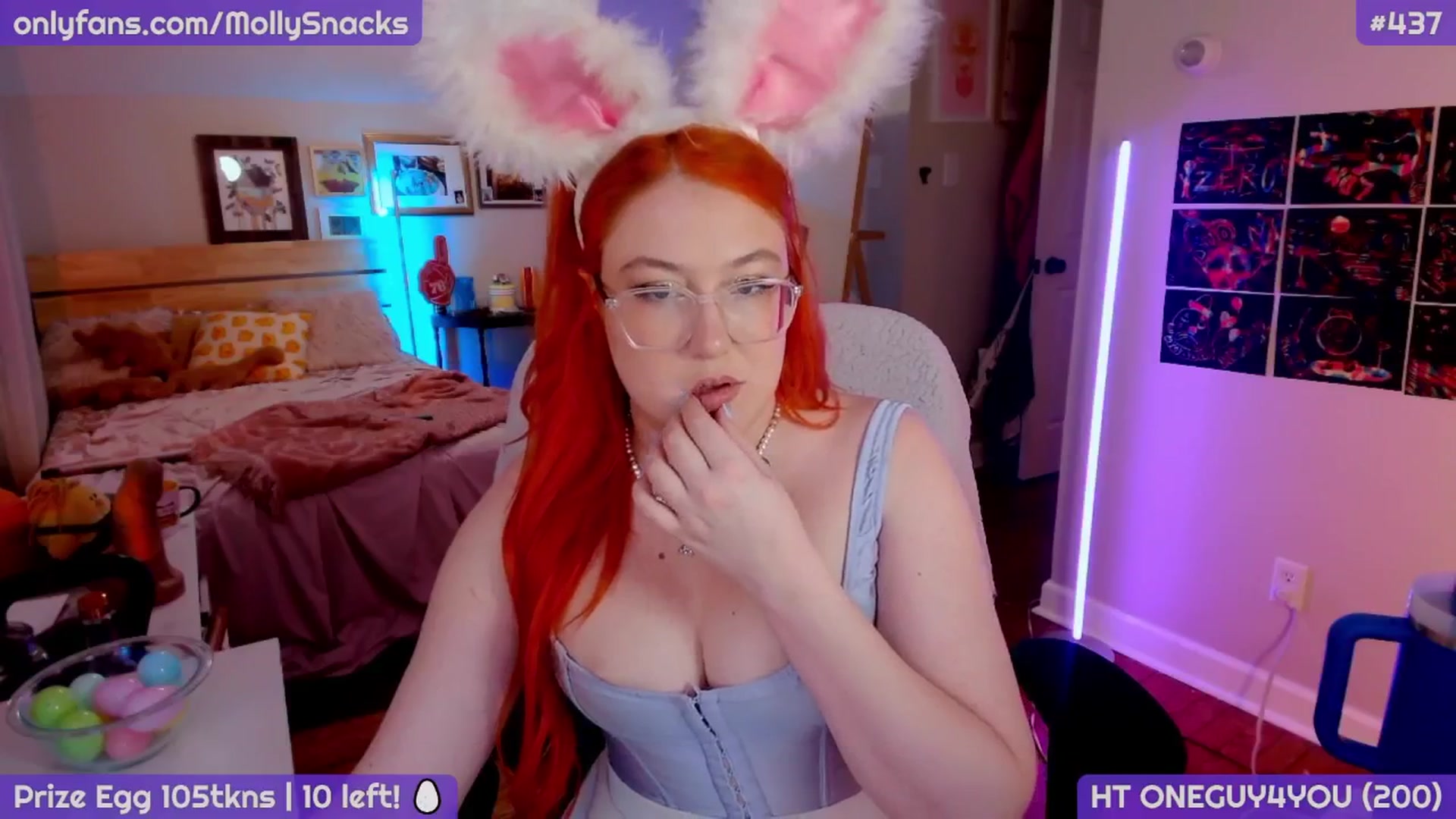 Gallery image thumbnail from MollySnacks's myfreecams stream on, 04/05/2026, 23:31 image 11 of 20