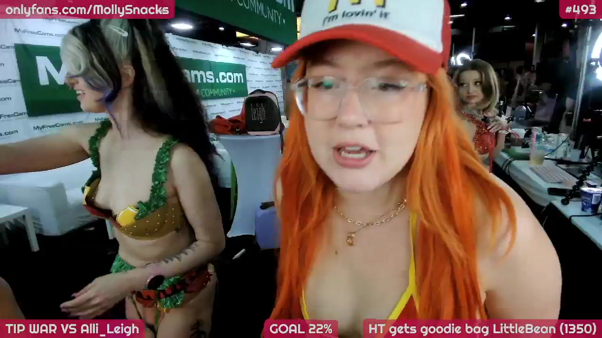 Gallery image thumbnail from MollySnacks's myfreecams stream on, 04/12/2026, 01:32 image 12 of 20