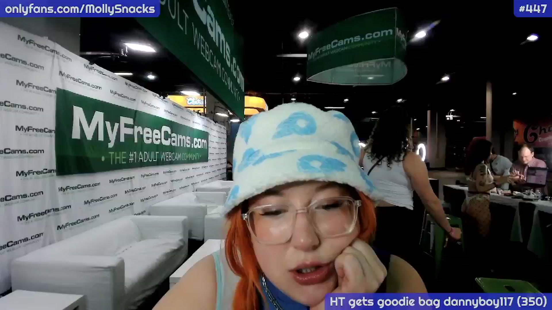 Gallery image thumbnail from MollySnacks's myfreecams stream on, 04/12/2026, 22:46 image 12 of 20
