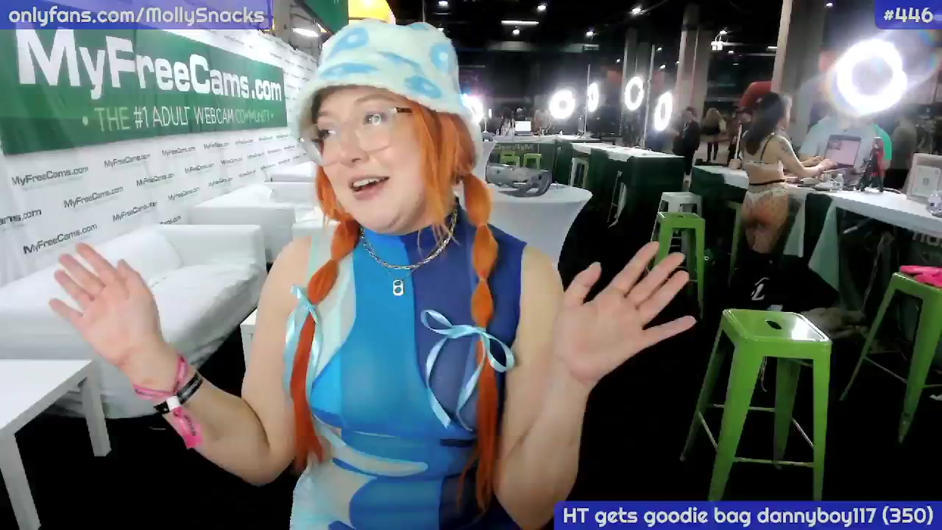 Gallery image thumbnail from MollySnacks's myfreecams stream on, 04/12/2026, 22:46 image 14 of 20