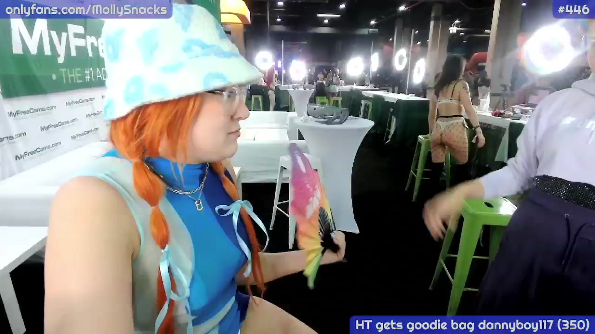 Gallery image thumbnail from MollySnacks's myfreecams stream on, 04/12/2026, 22:46 image 19 of 20