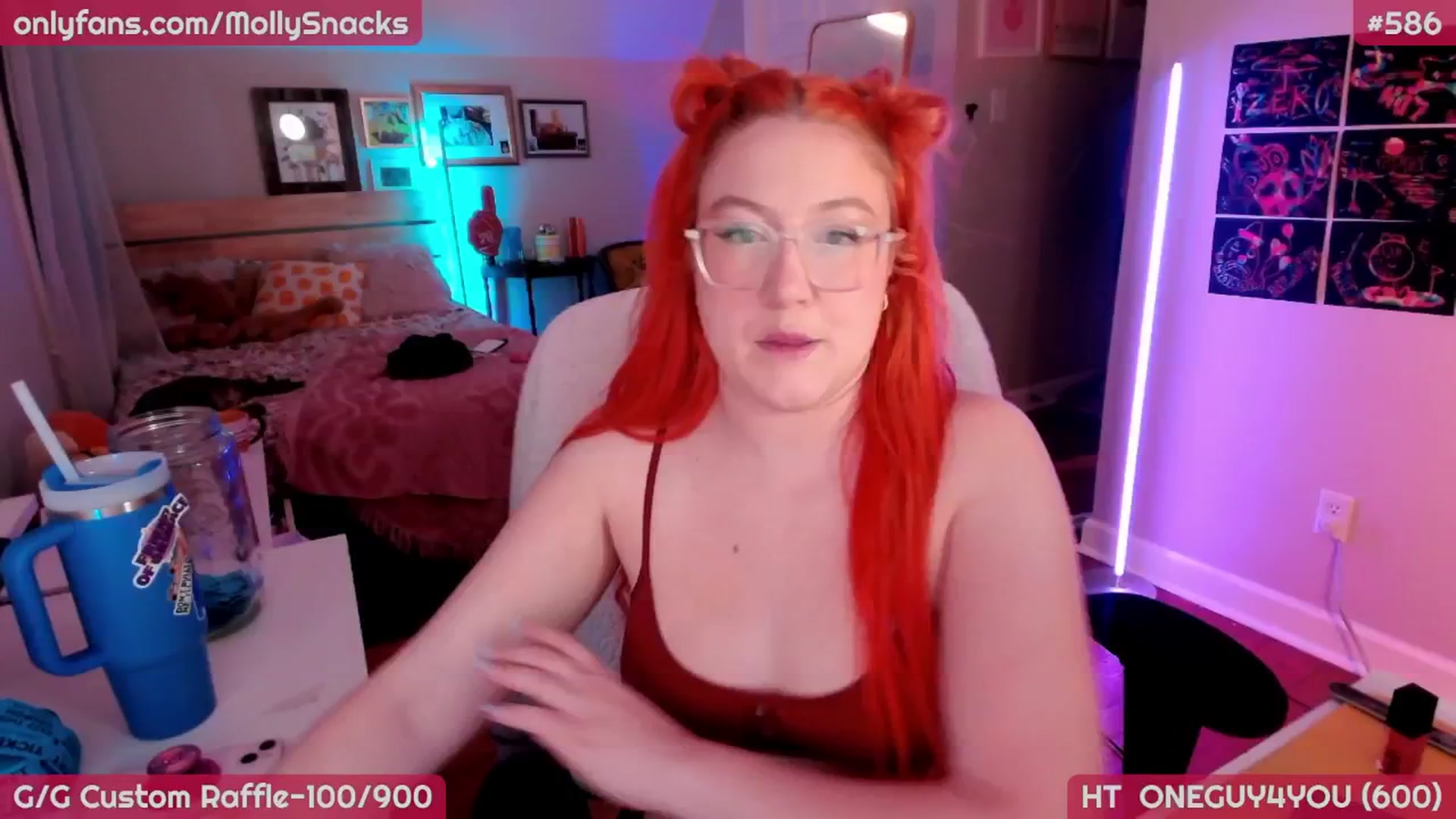 Gallery image thumbnail from MollySnacks's myfreecams stream on, 04/17/2026, 03:48 image 10 of 20