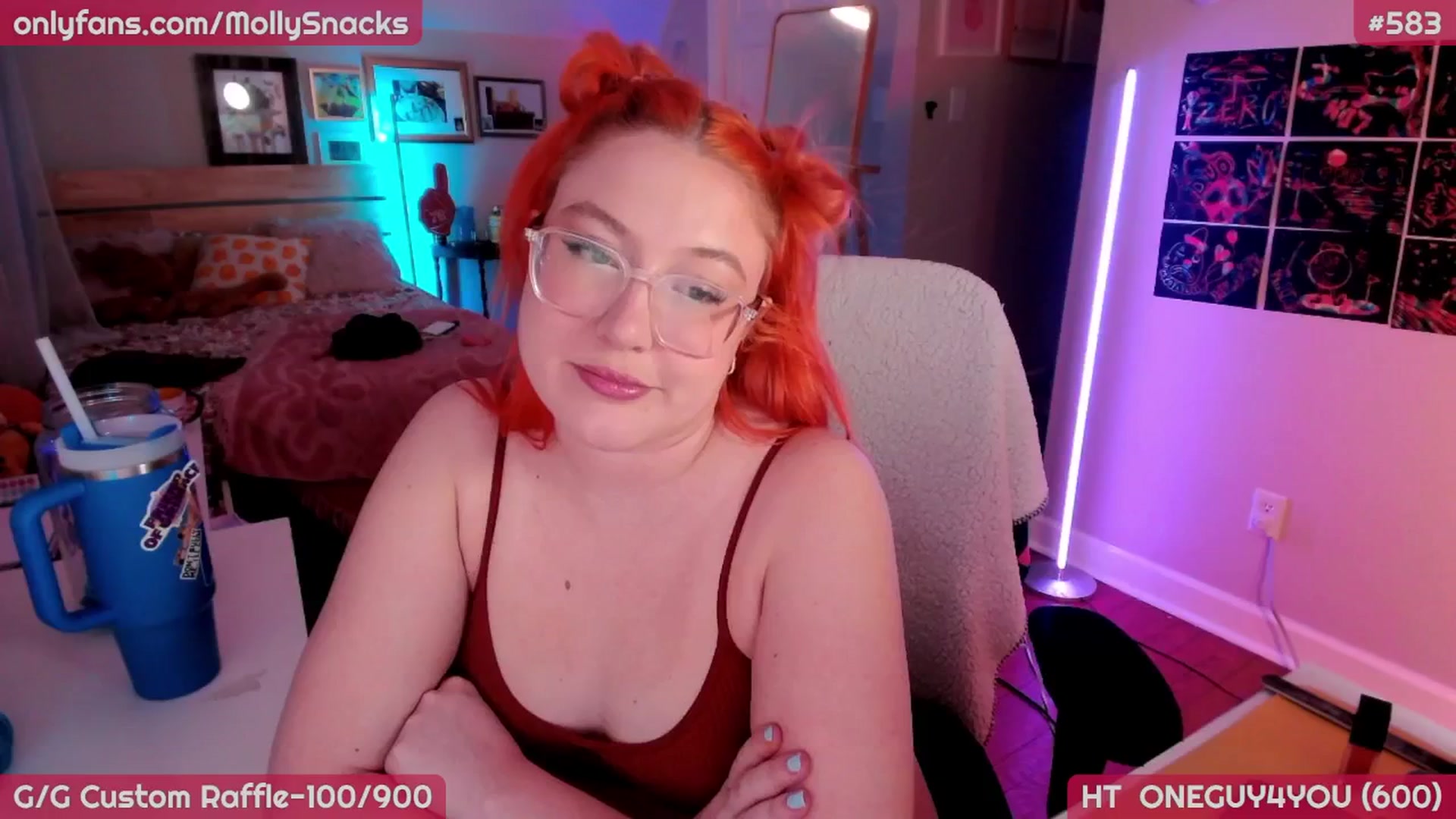 Gallery image thumbnail from MollySnacks's myfreecams stream on, 04/17/2026, 03:48 image 13 of 20