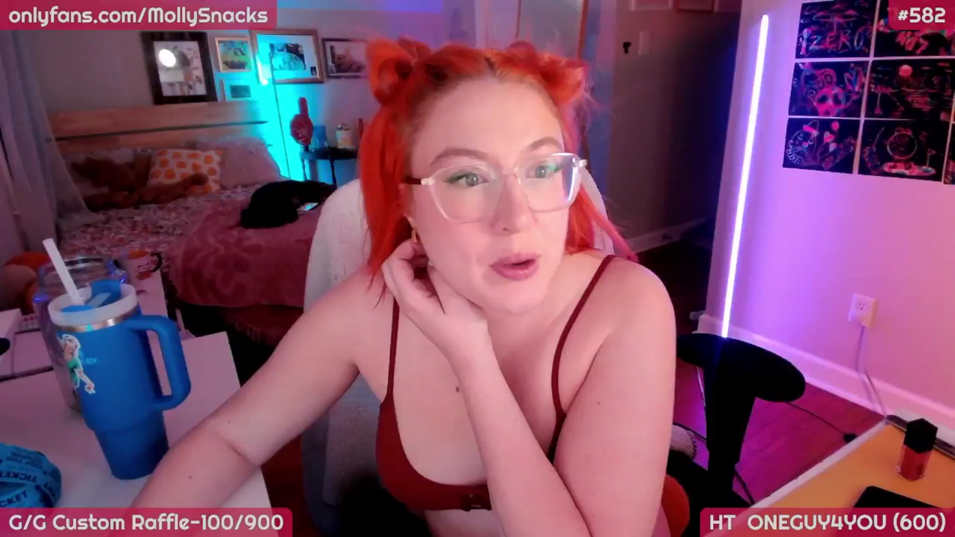 Gallery image thumbnail from MollySnacks's myfreecams stream on, 04/17/2026, 03:48 image 19 of 20