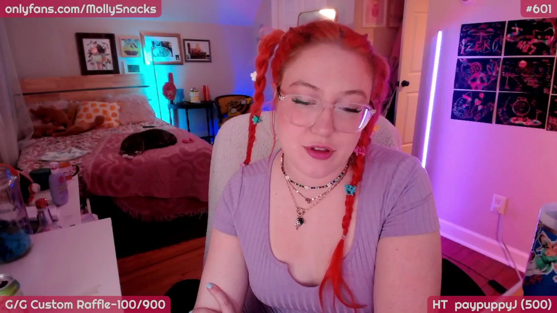 Gallery image thumbnail from MollySnacks's myfreecams stream on, 04/18/2026, 04:55 image 4 of 20