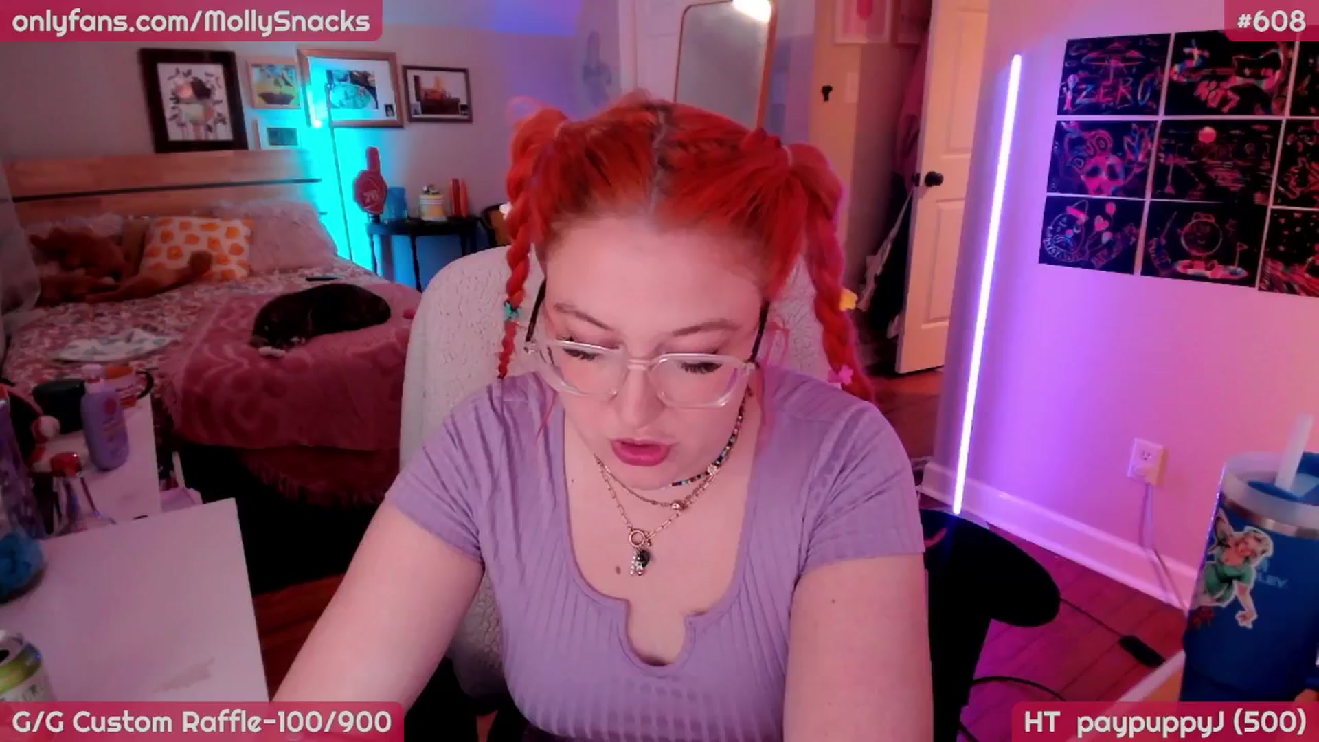 Gallery image thumbnail from MollySnacks's myfreecams stream on, 04/18/2026, 04:55 image 2 of 20