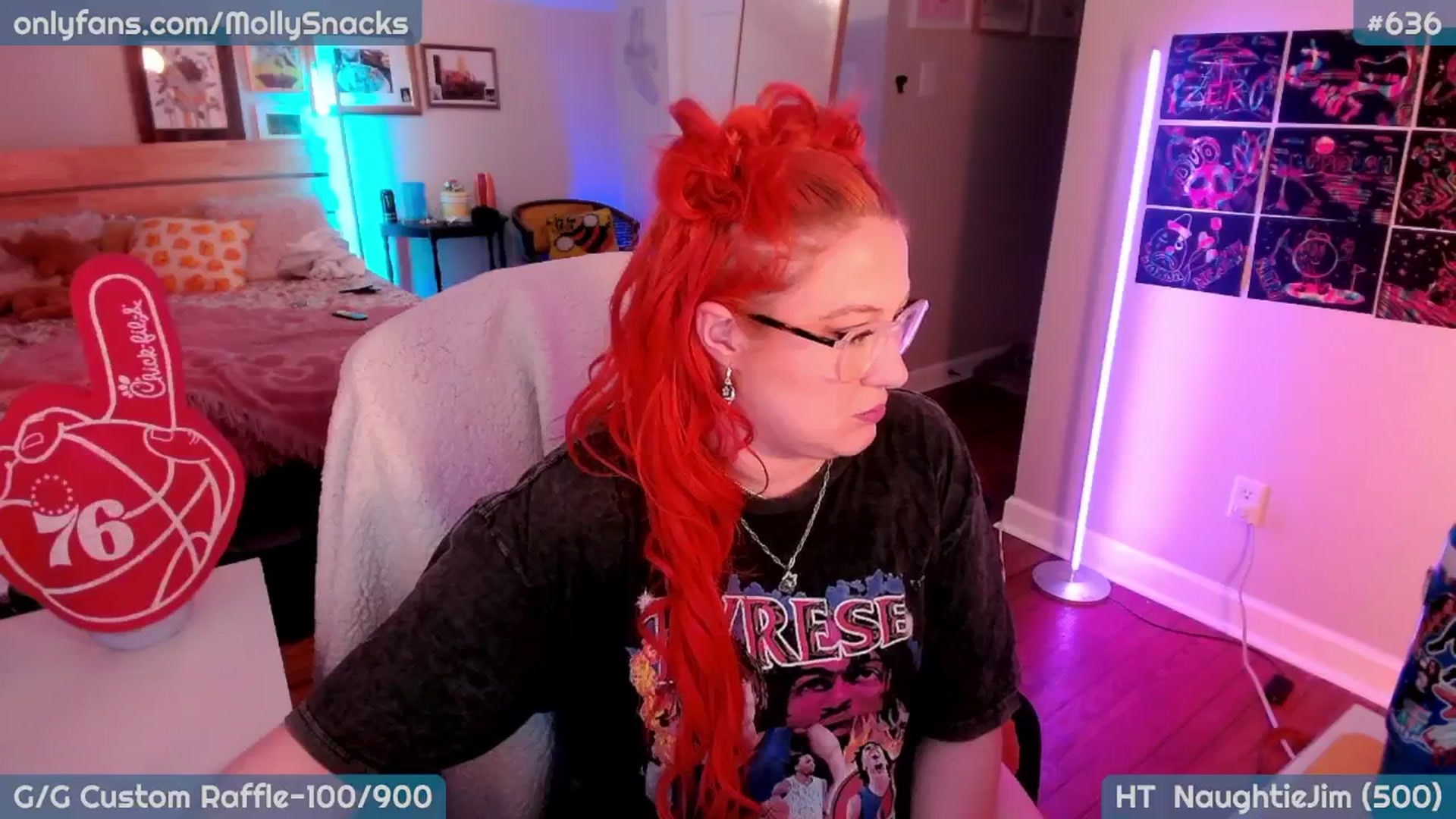 Gallery image thumbnail from MollySnacks's myfreecams stream on, 04/27/2026, 01:24 image 14 of 20