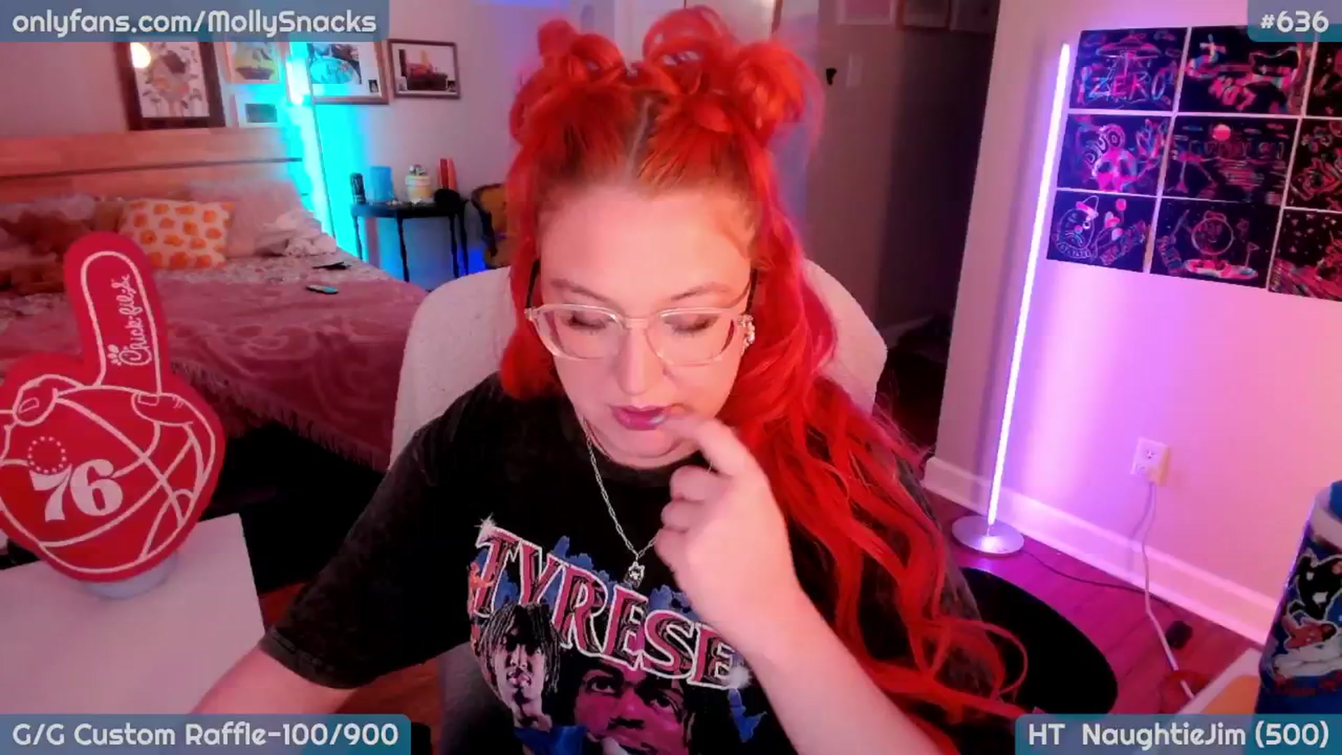 Gallery image thumbnail from MollySnacks's myfreecams stream on, 04/27/2026, 01:24 image 11 of 20