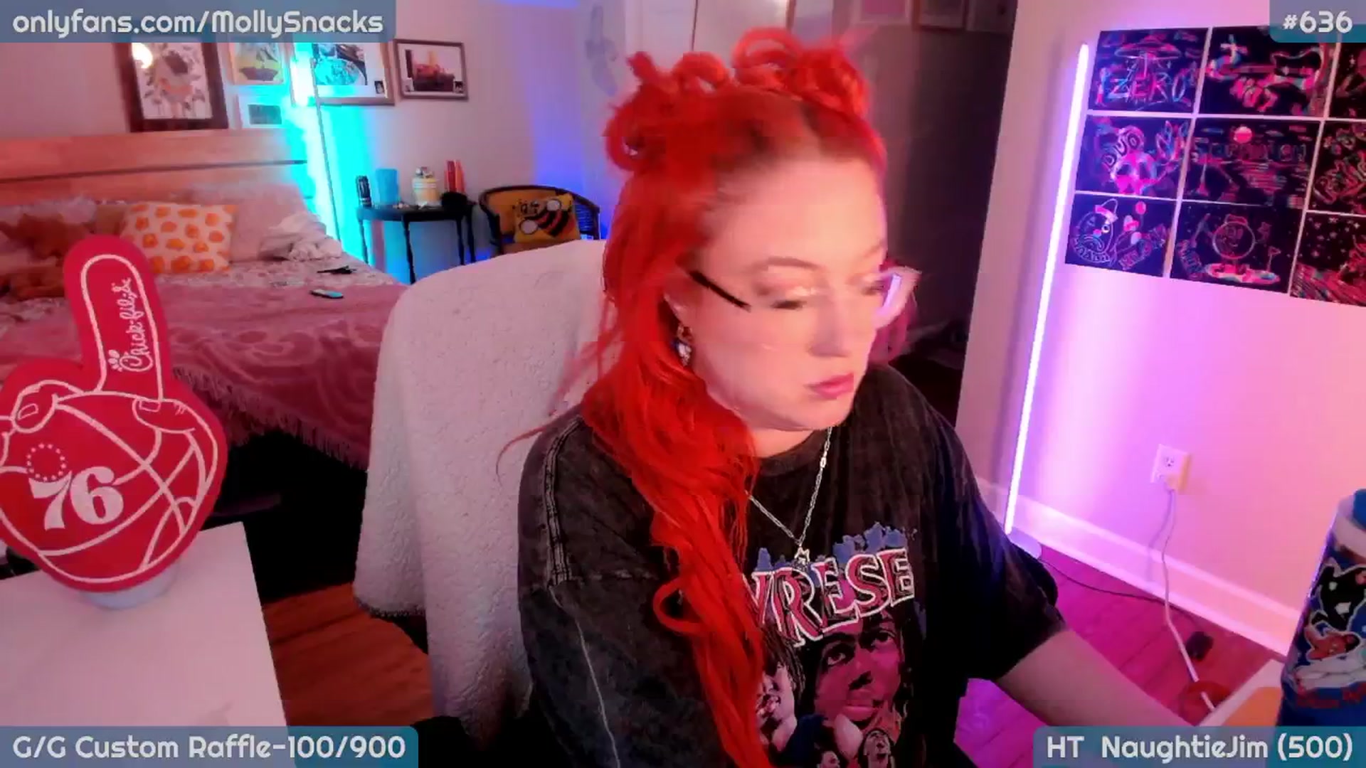 Gallery image thumbnail from MollySnacks's myfreecams stream on, 04/27/2026, 01:24 image 9 of 20