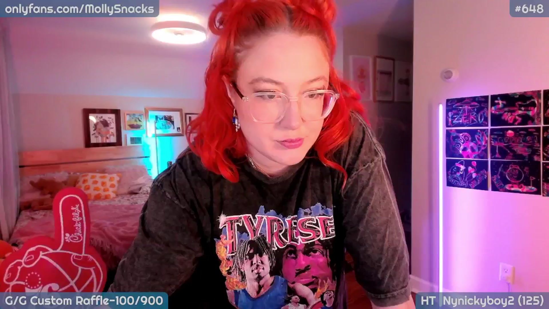 Gallery image thumbnail from MollySnacks's myfreecams stream on, 04/27/2026, 01:24 image 1 of 20