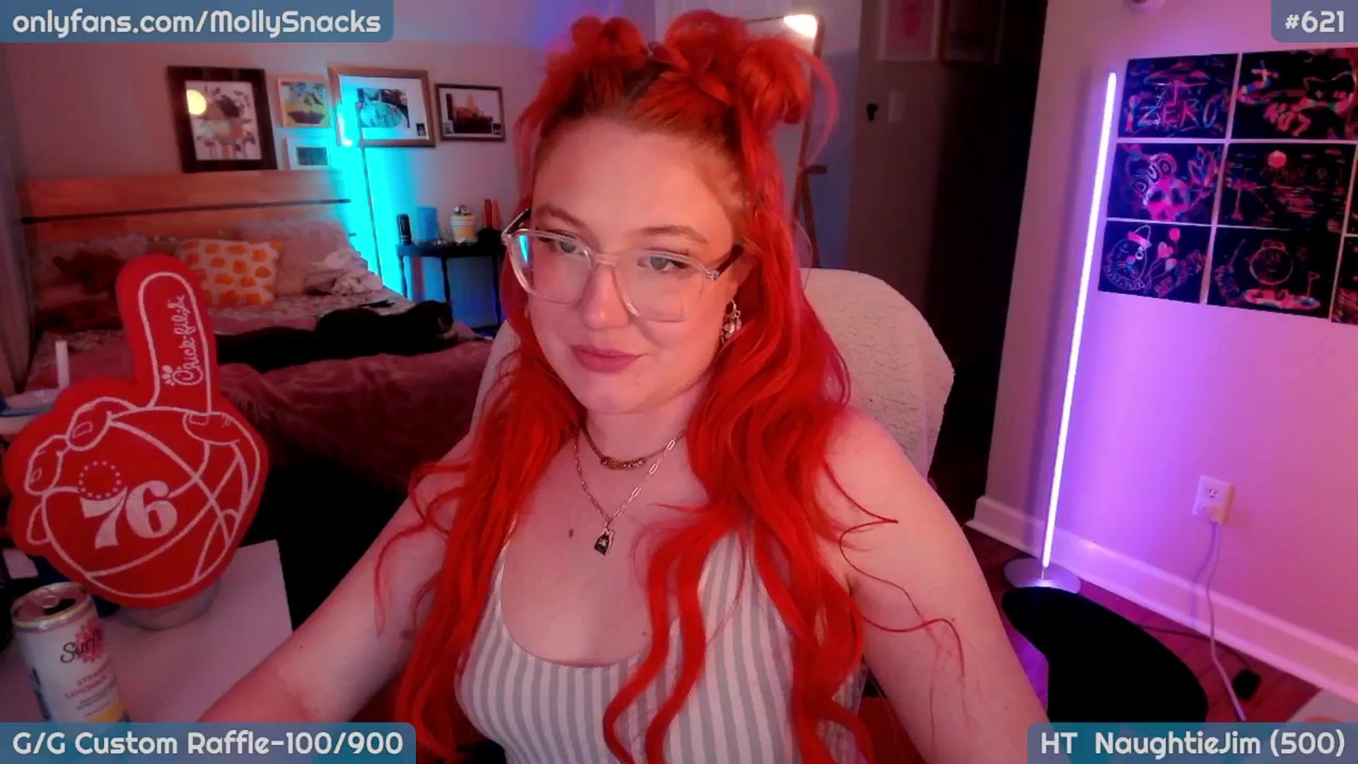 Gallery image thumbnail from MollySnacks's myfreecams stream on, 04/27/2026, 03:02 image 14 of 20