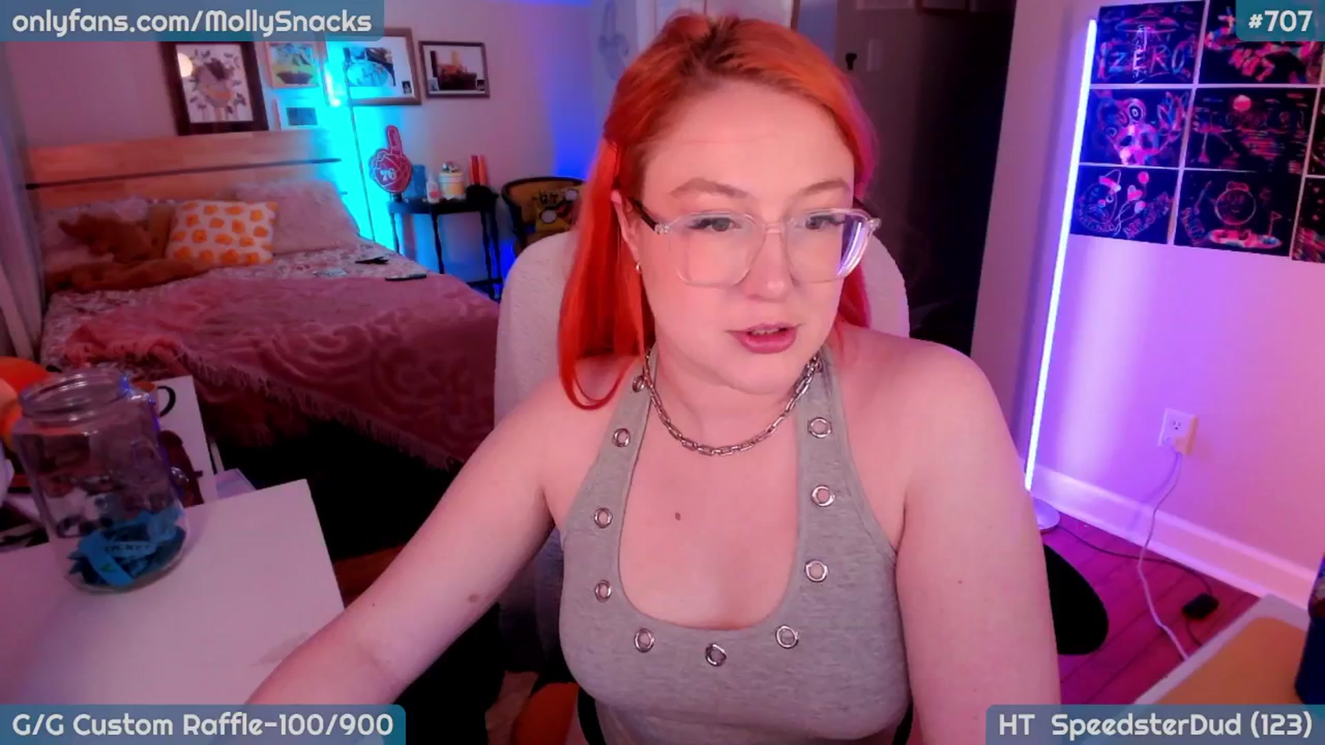 Gallery image thumbnail from MollySnacks's myfreecams stream on, 05/01/2026, 03:43 image 3 of 20