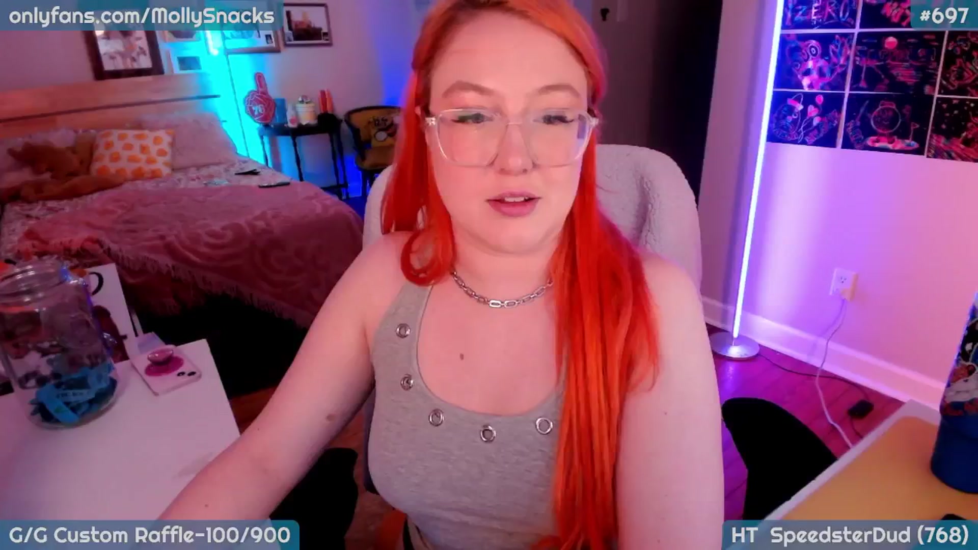 Gallery image thumbnail from MollySnacks's myfreecams stream on, 05/01/2026, 03:43 image 8 of 20