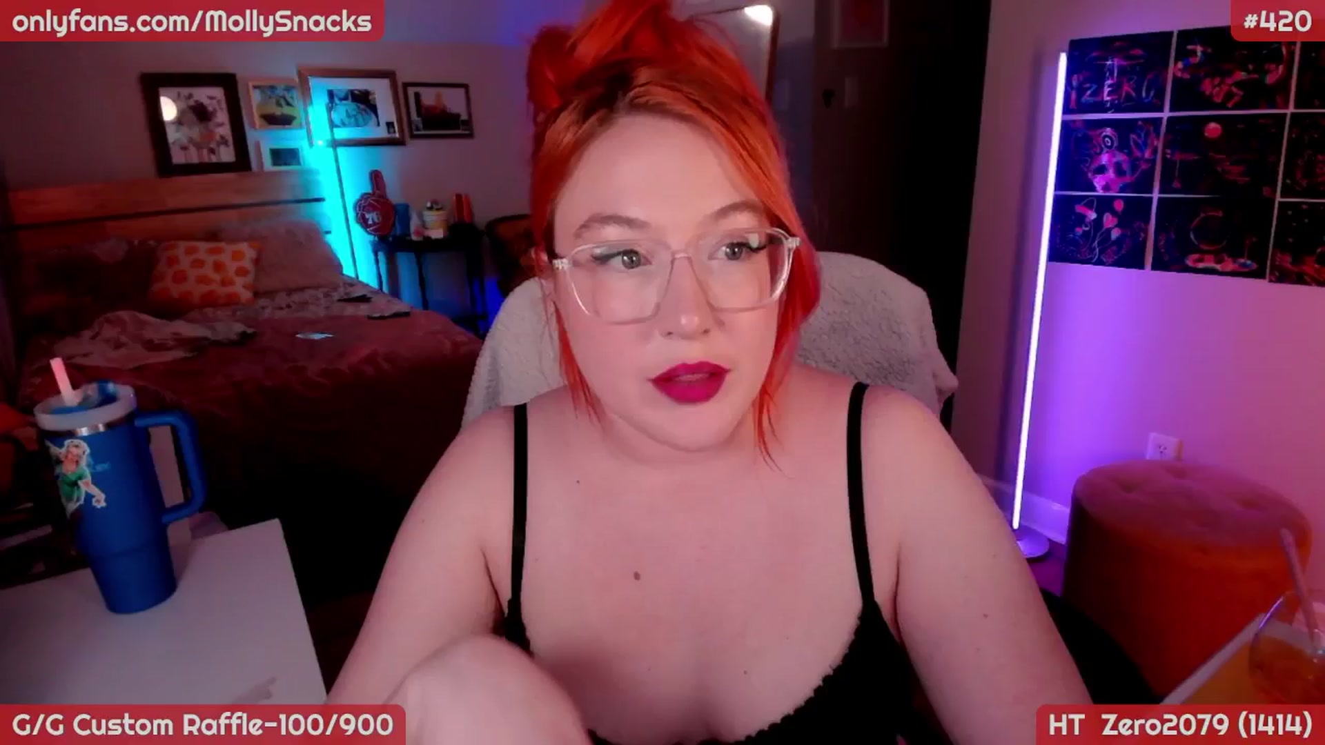 Gallery image thumbnail from MollySnacks's myfreecams stream on, 05/02/2026, 04:41 image 9 of 20