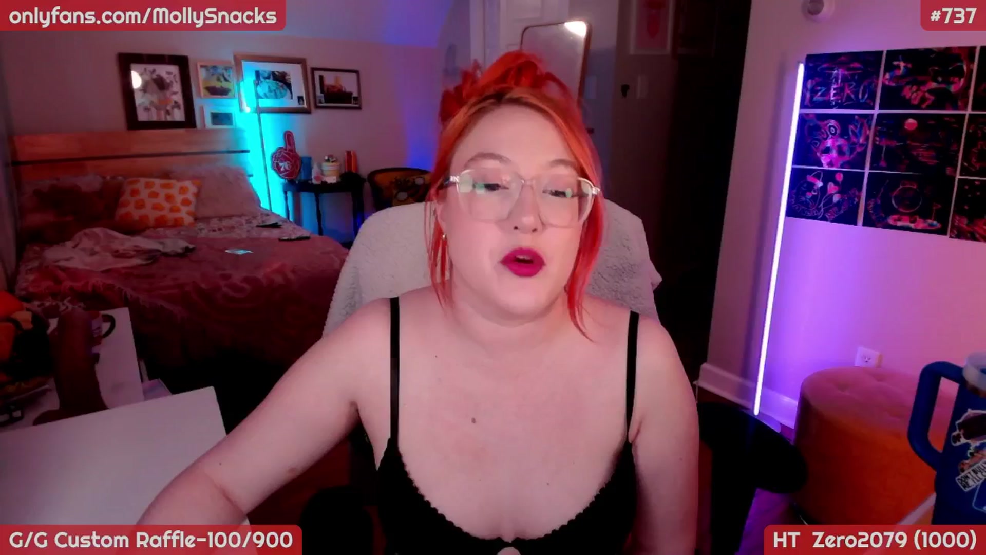 Gallery image thumbnail from MollySnacks's myfreecams stream on, 05/02/2026, 04:41 image 6 of 20