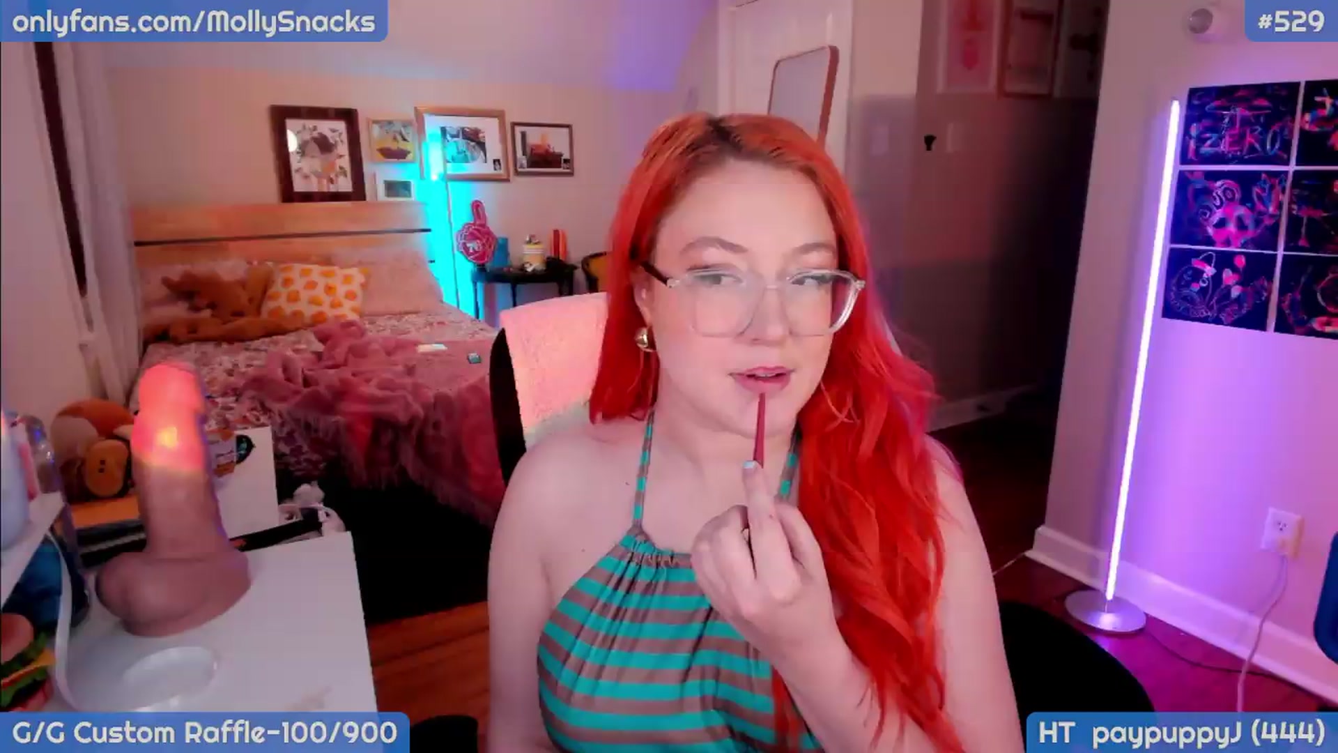 Gallery image thumbnail from MollySnacks's myfreecams stream on, 05/10/2026, 24:01 image 12 of 20