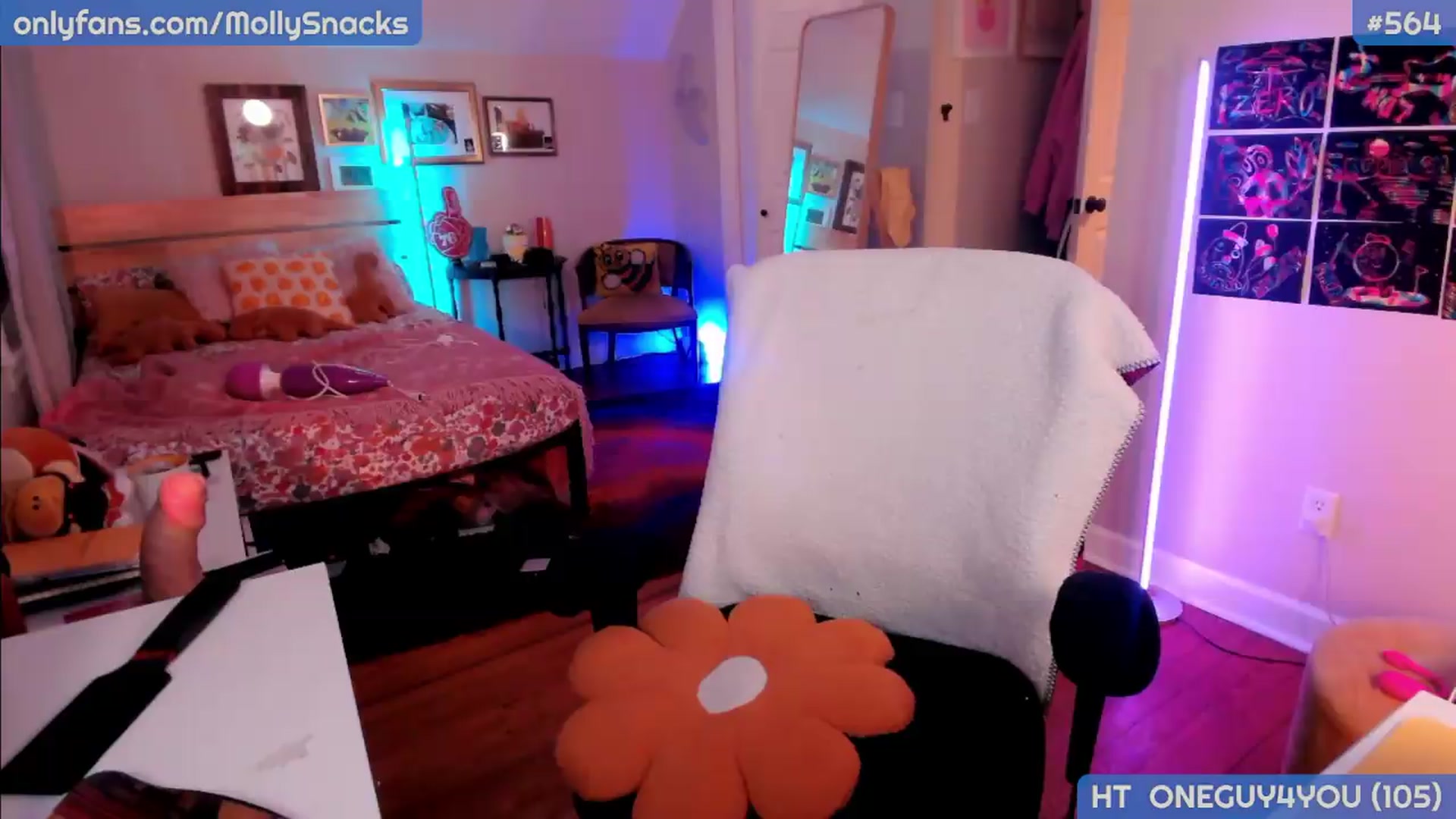 Gallery image thumbnail from MollySnacks's myfreecams stream on, 05/15/2026, 02:52 image 18 of 20