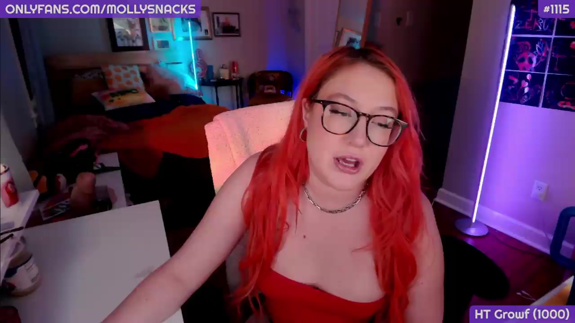 Gallery image thumbnail from MollySnacks's myfreecams stream on, 06/07/2026, 24:23 image 6 of 20