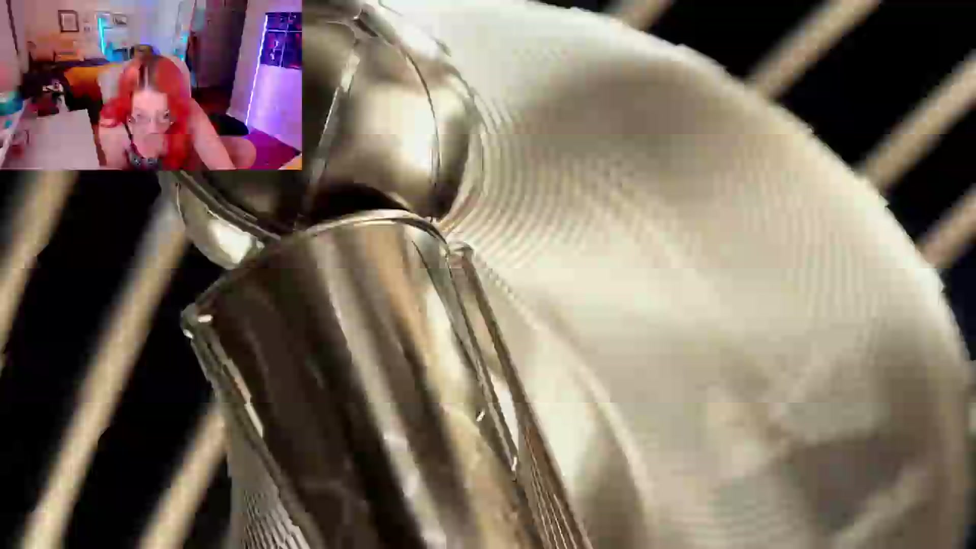 Gallery image thumbnail from MollySnacks's myfreecams stream on, 06/09/2026, 03:59 image 5 of 20